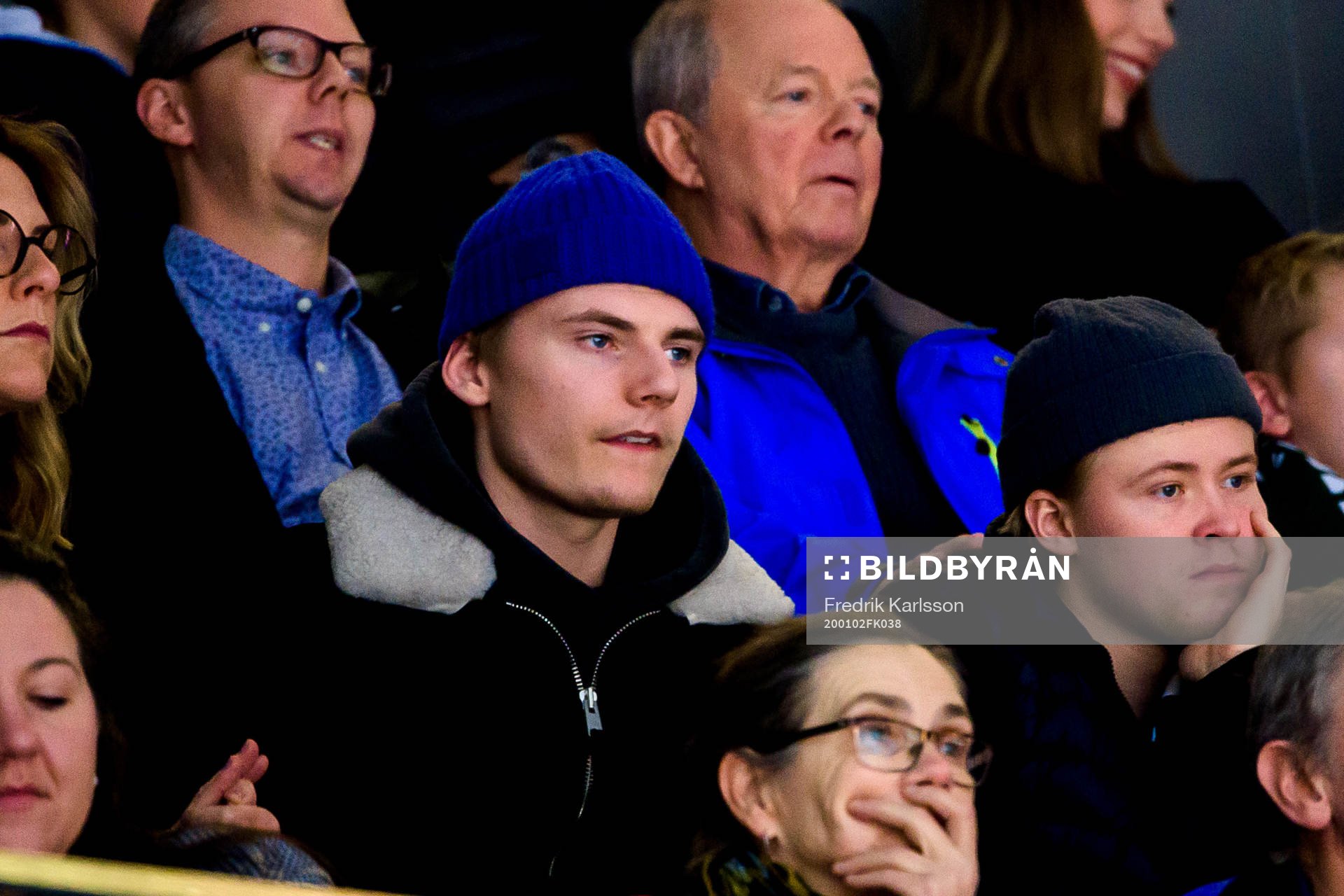 New York Rangers Lias Andersson är på plats och kollar