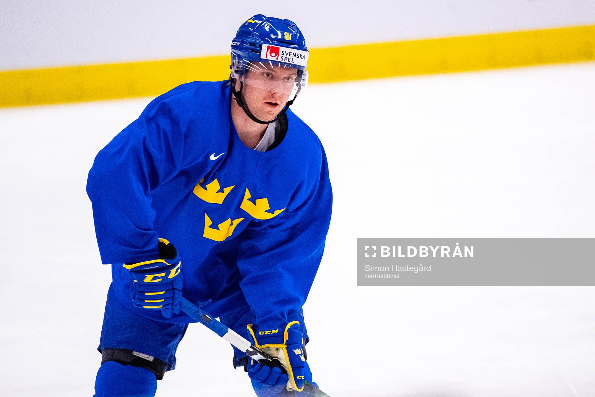 Rasmus Sandin of Sweden at a practice session