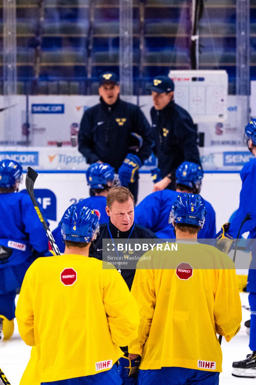 Henrik Stridh, Assistant coach of Sweden at a practice