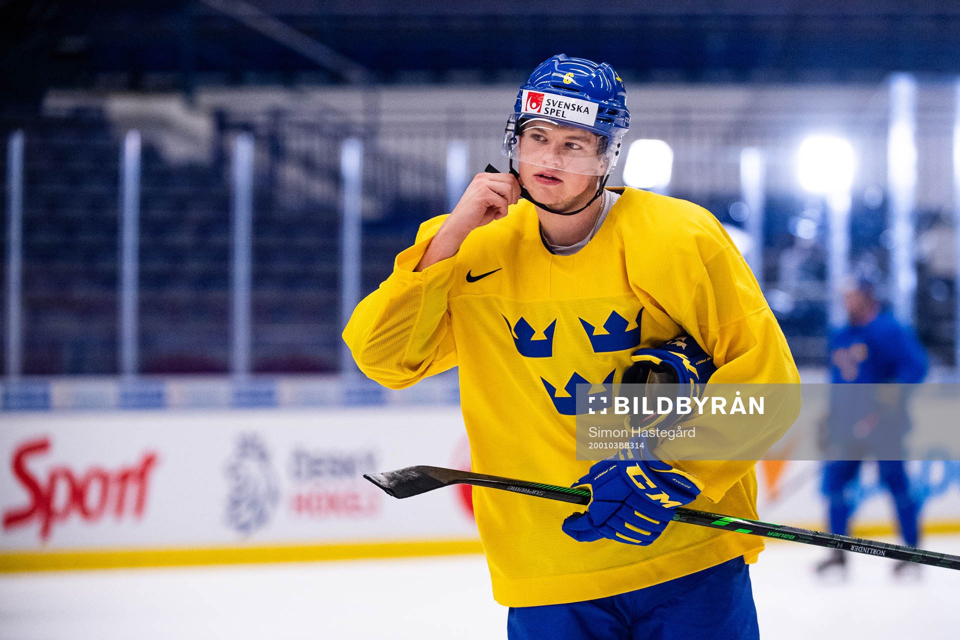 Mattias Norlinder of Sweden at a practice session