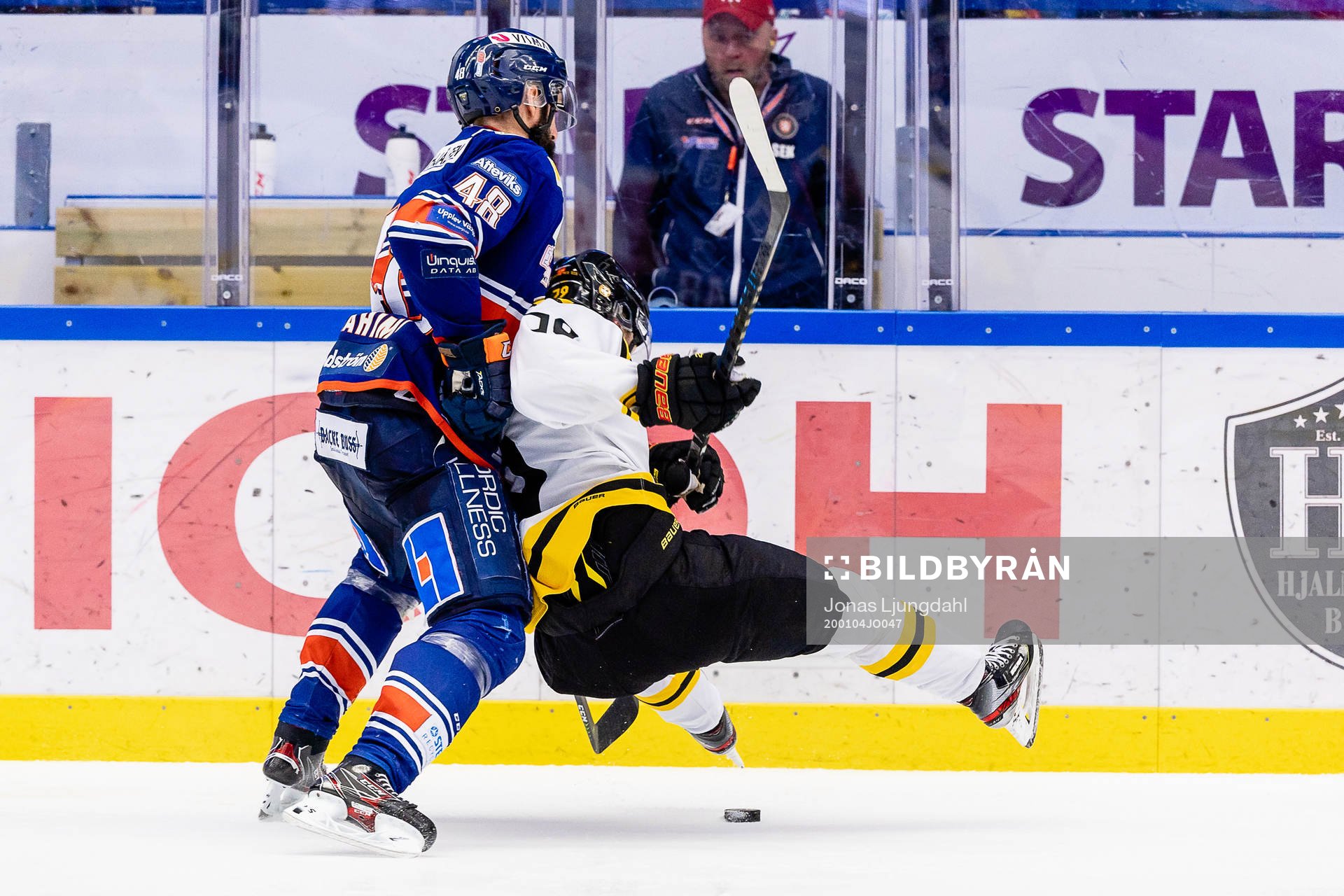 Brynäs Daniel Mannberg faller