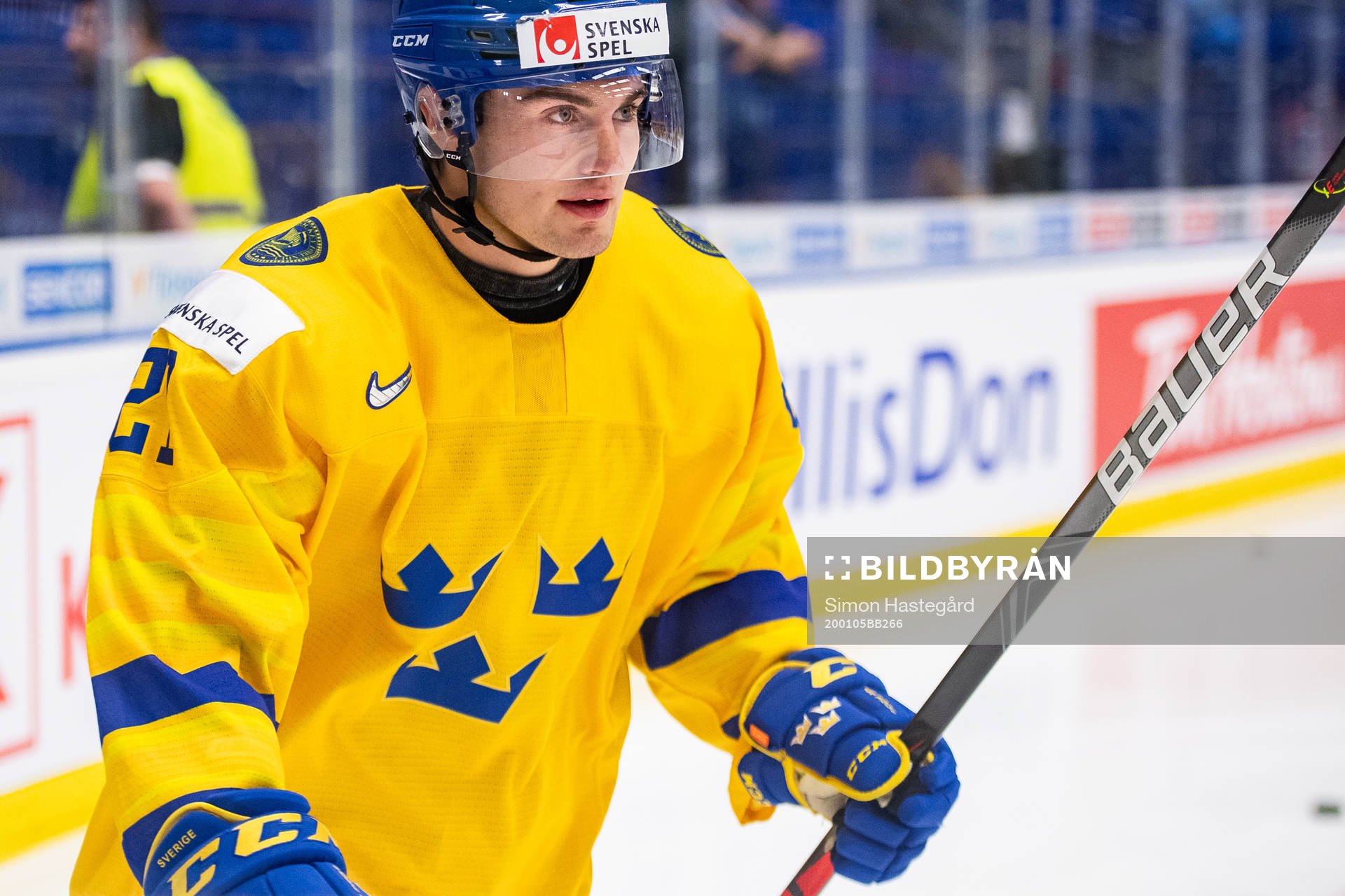 Nils Höglander of Sweden