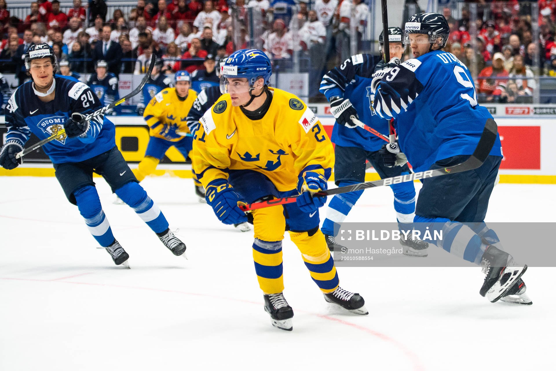 Nils Höglander of Sweden