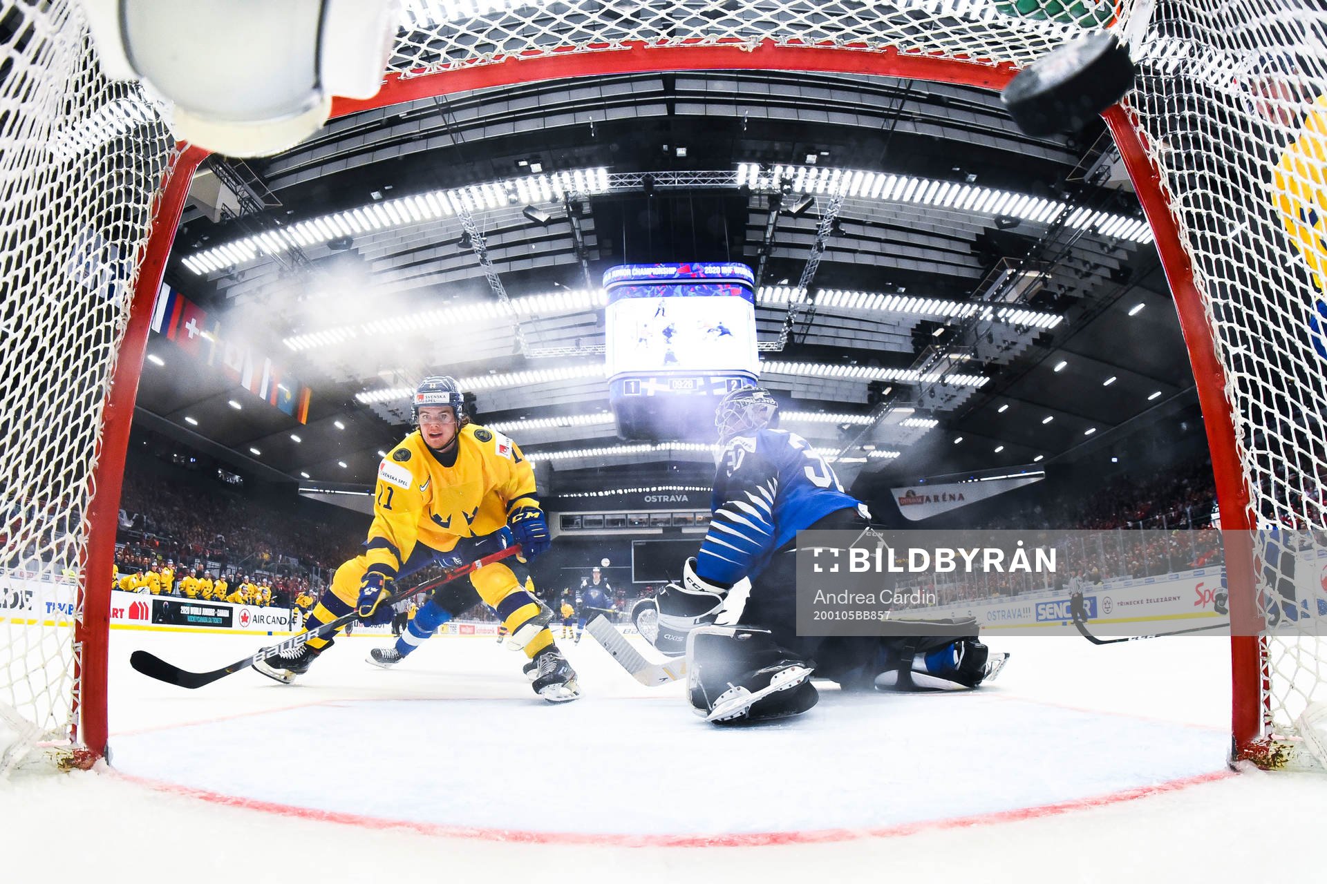 Samuel Fagemo of Sweden scores the 2-2 goal behind
