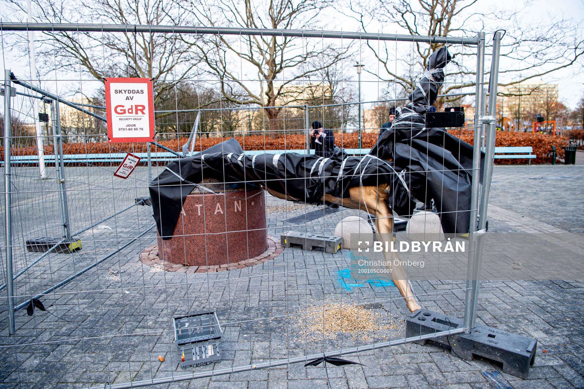 The statue of Zlatan Ibrahimovic has been vandalized,
