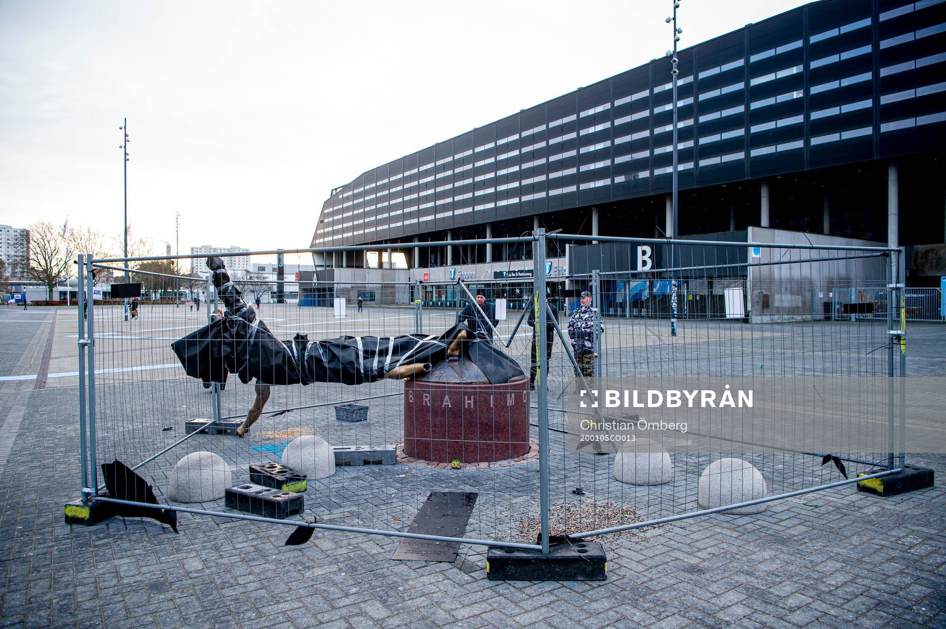 The statue of Zlatan Ibrahimovic has been vandalized,