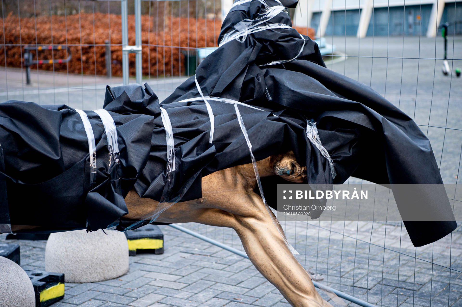 The statue of Zlatan Ibrahimovic has been vandalized,