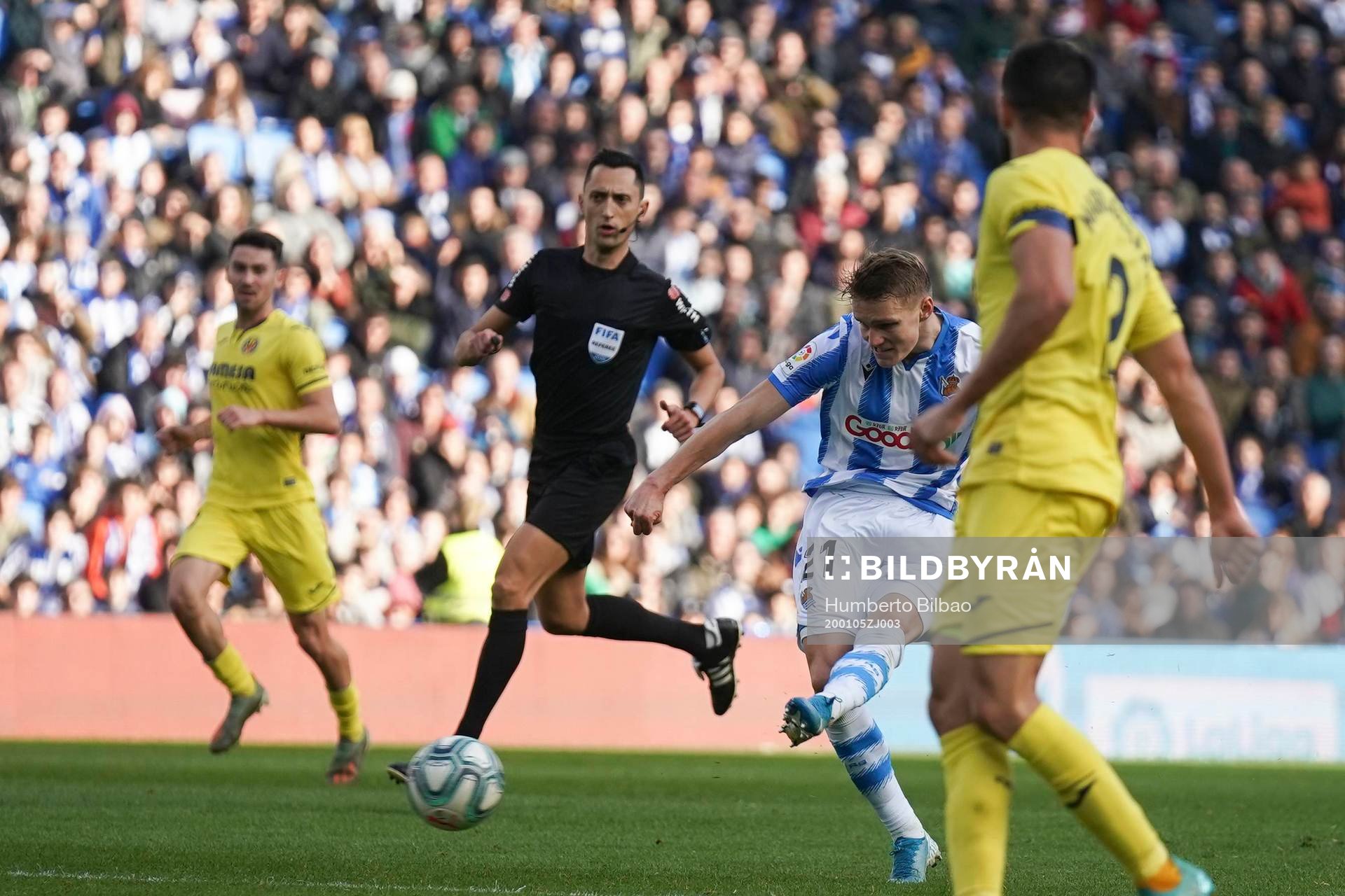 Matin Ödegaard Round 19 of the professional soccer league of Spain in the Reale Arena of San Sebastian, Donostia. Sunday 05.01.2020 14:00 h
REAL SOCIEDAD VS VILLARREAL CF
football referee
José María Sánchez Martínez
In tHE PICTURE ODEGAARD
Cordon Press
© Bildbyrån - COP 95 - SWEDEN AND NORWAY ONLY