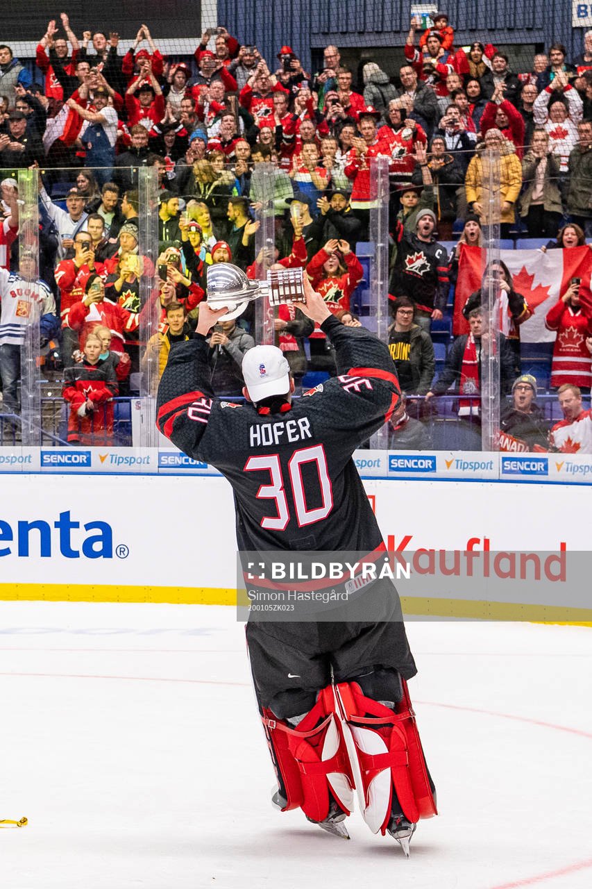 Goalkeeper Joel Hofer  of Canada celebrates