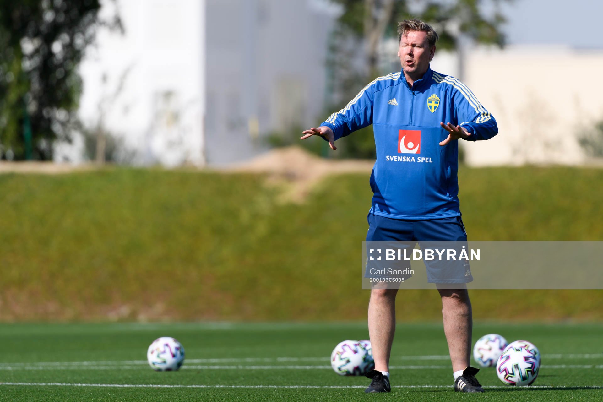 Assistant coach Peter Wettergren