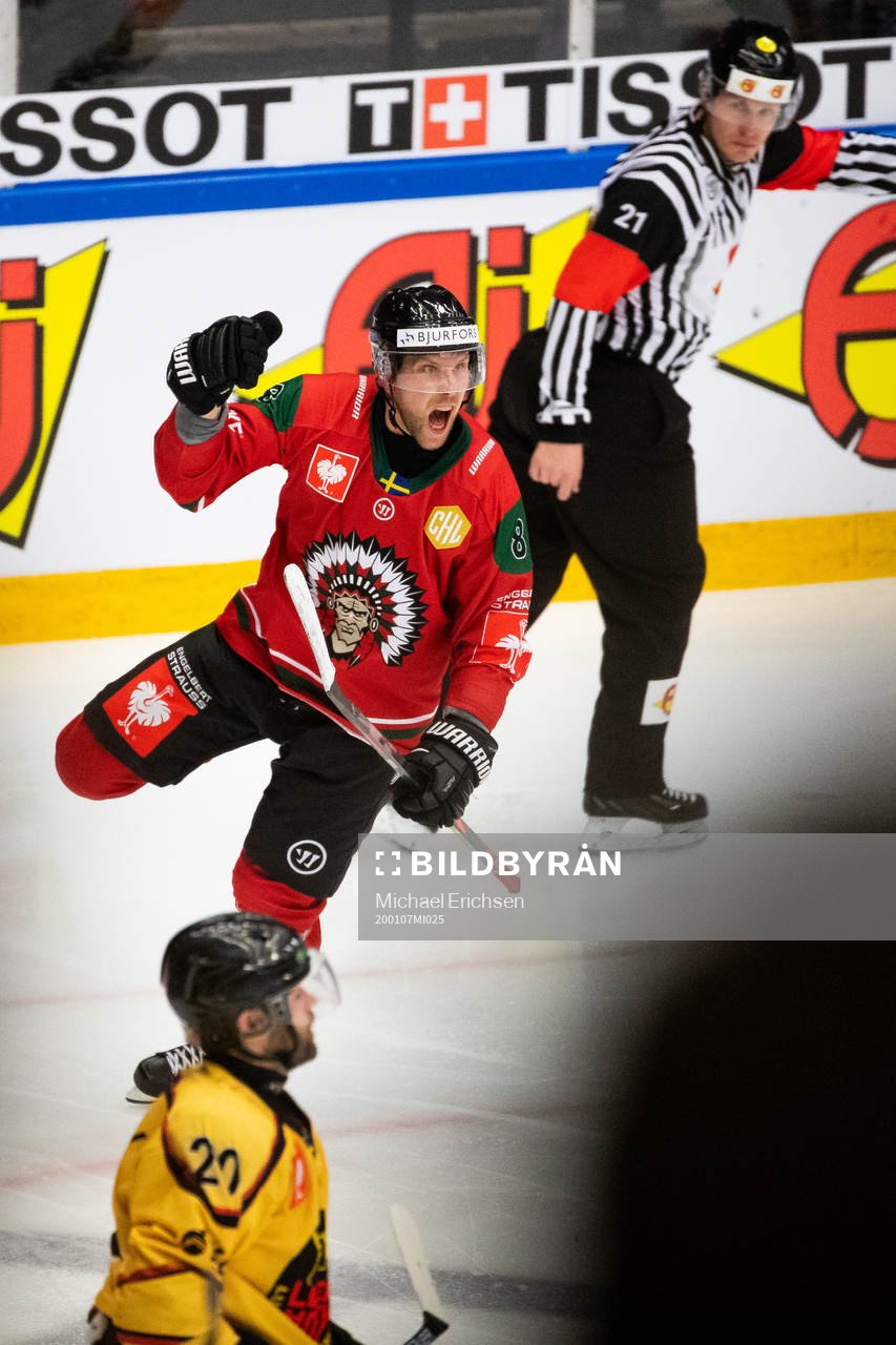 Viktor Ekbom of Frölunda celebrates scoring 1-2