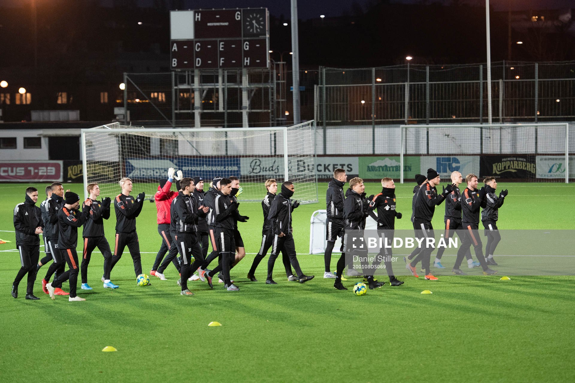 Laget tackar publiken