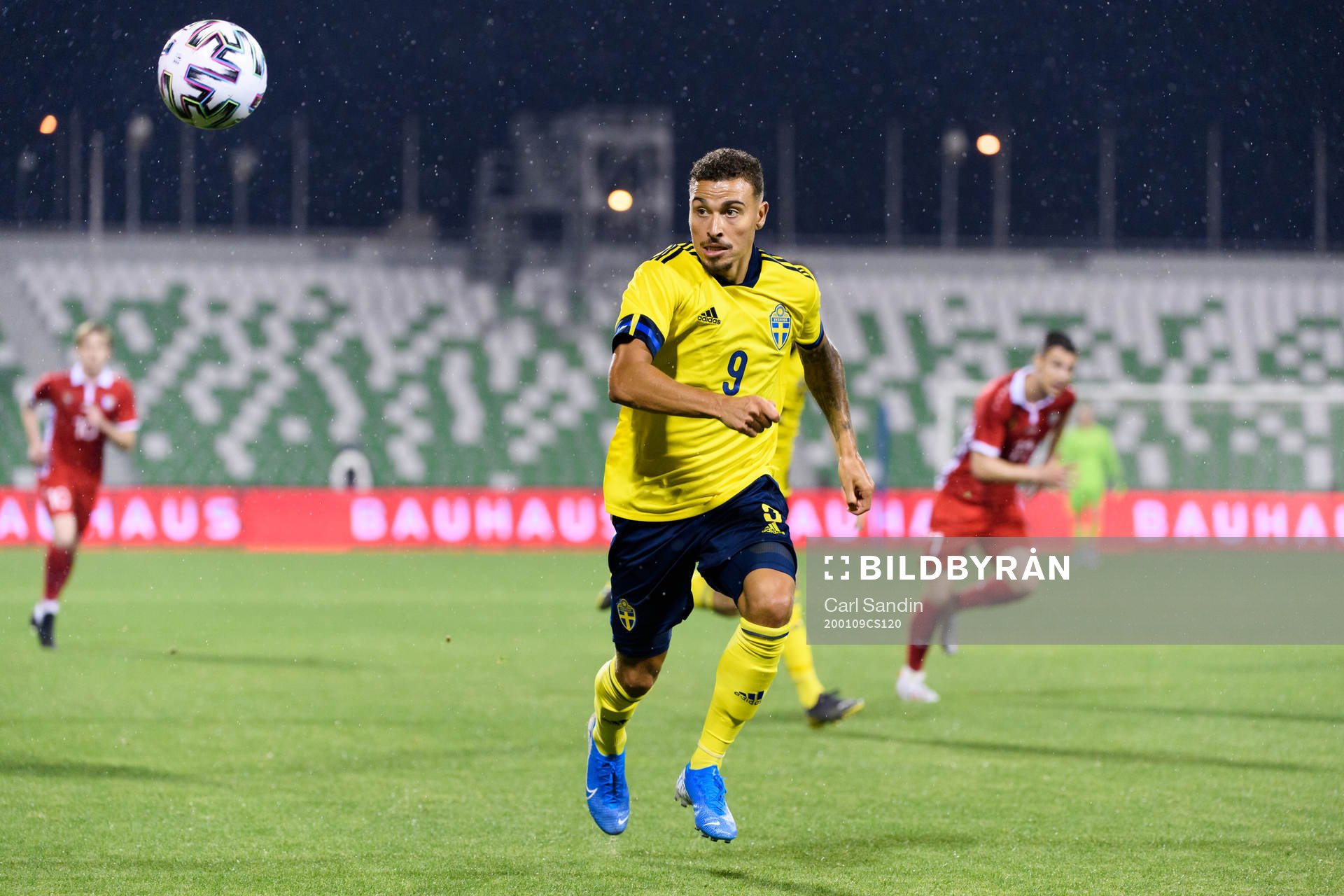 Jordan Larsson of Sweden