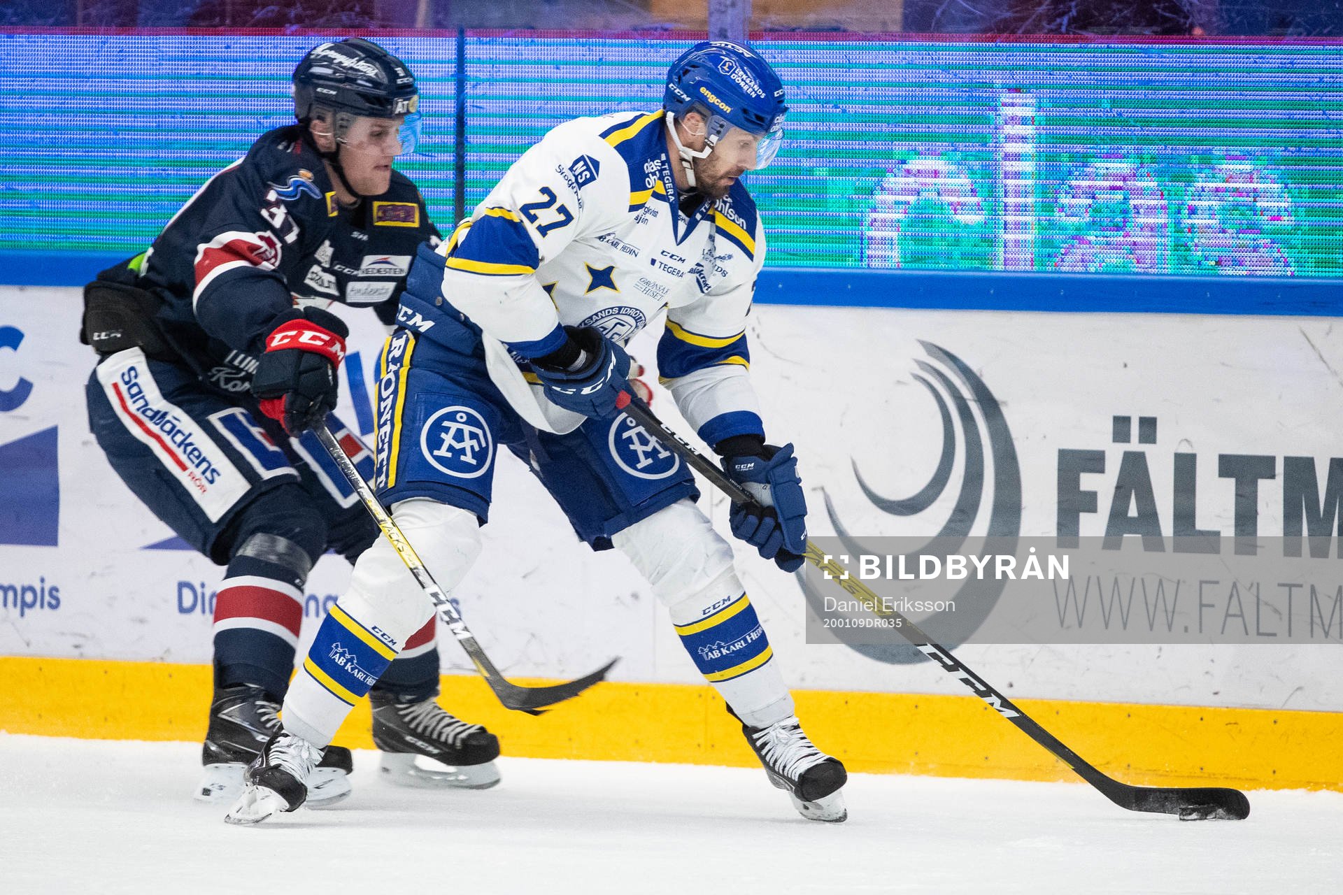 Linköpings Adam Ginning och Leksands Marek Hrivik