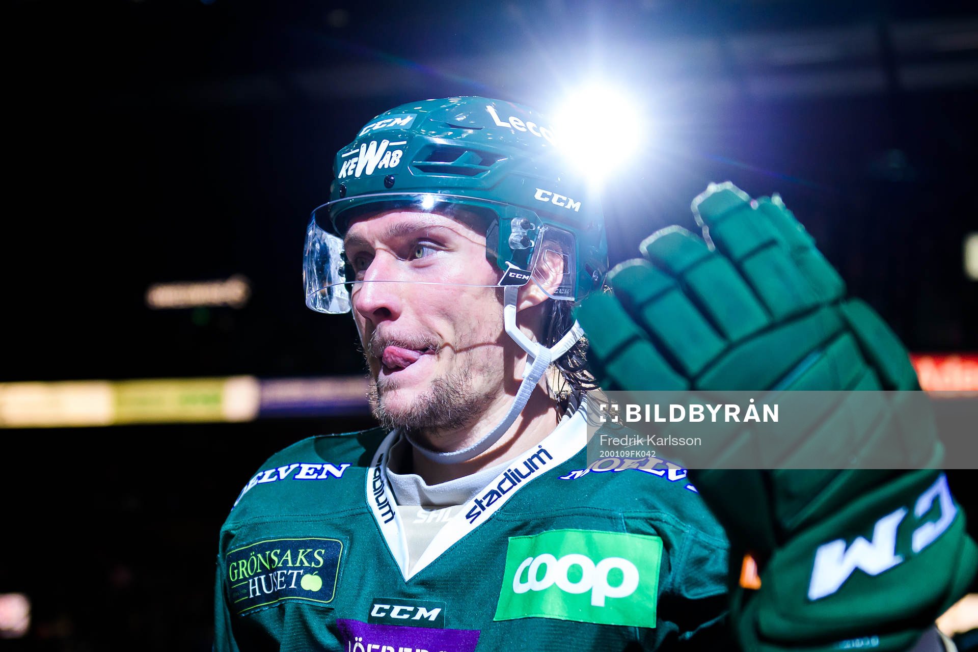 Färjestads Jesper Olofsson jublar