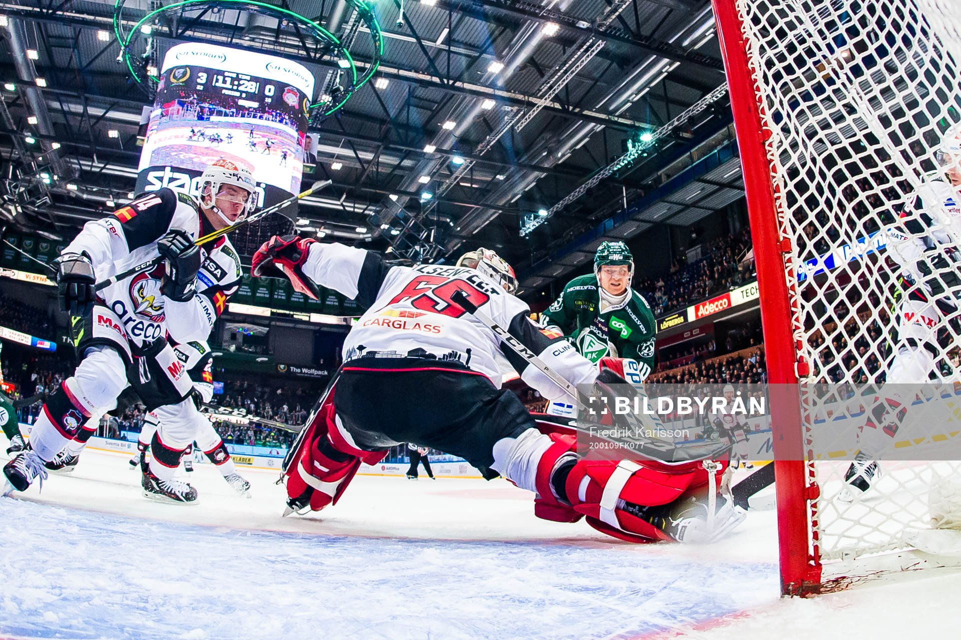 Malmö Redhawks Carl-Johan Lerby och målvakt Oscar