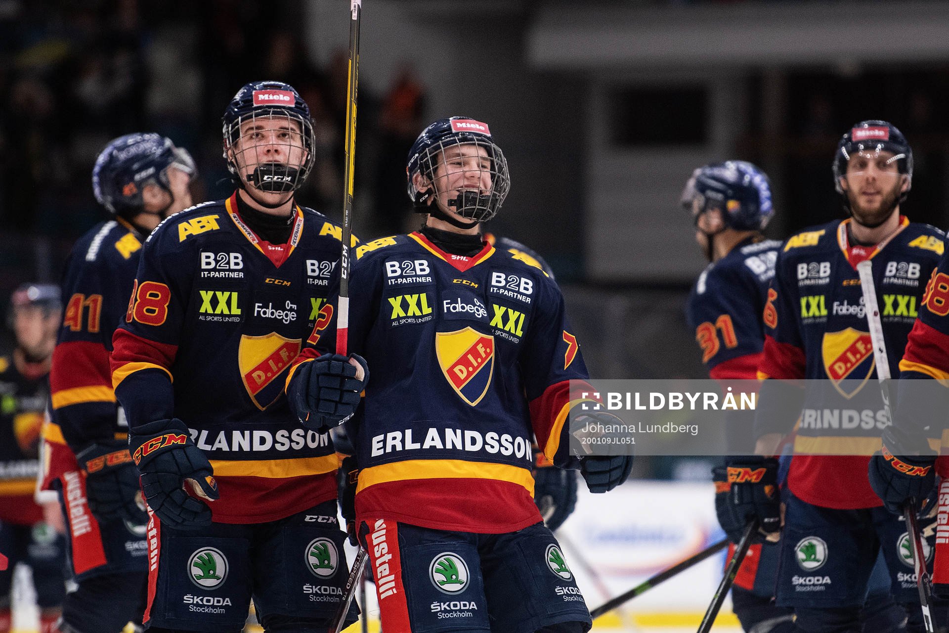 Djurgårdens Alexander Holtz och William Eklund jublar