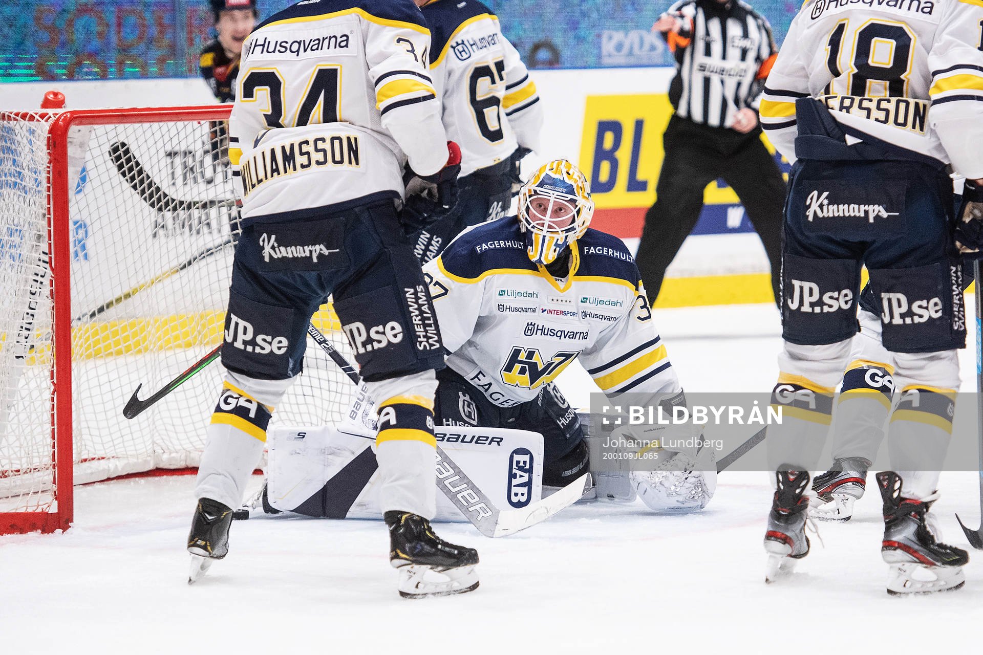s målvakt Jonas Gunnarsson släpper in 4-2