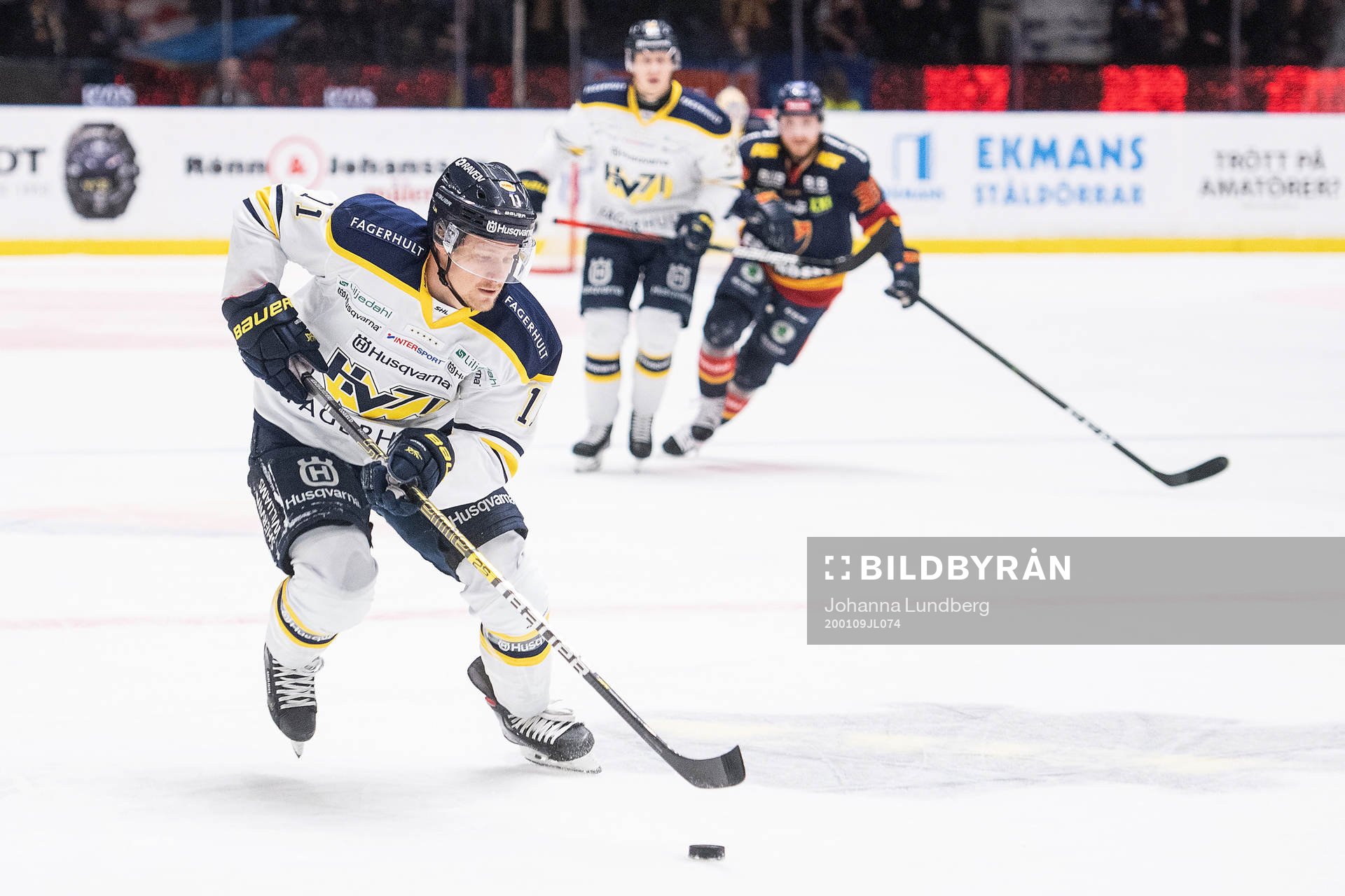 s Simon Önerud