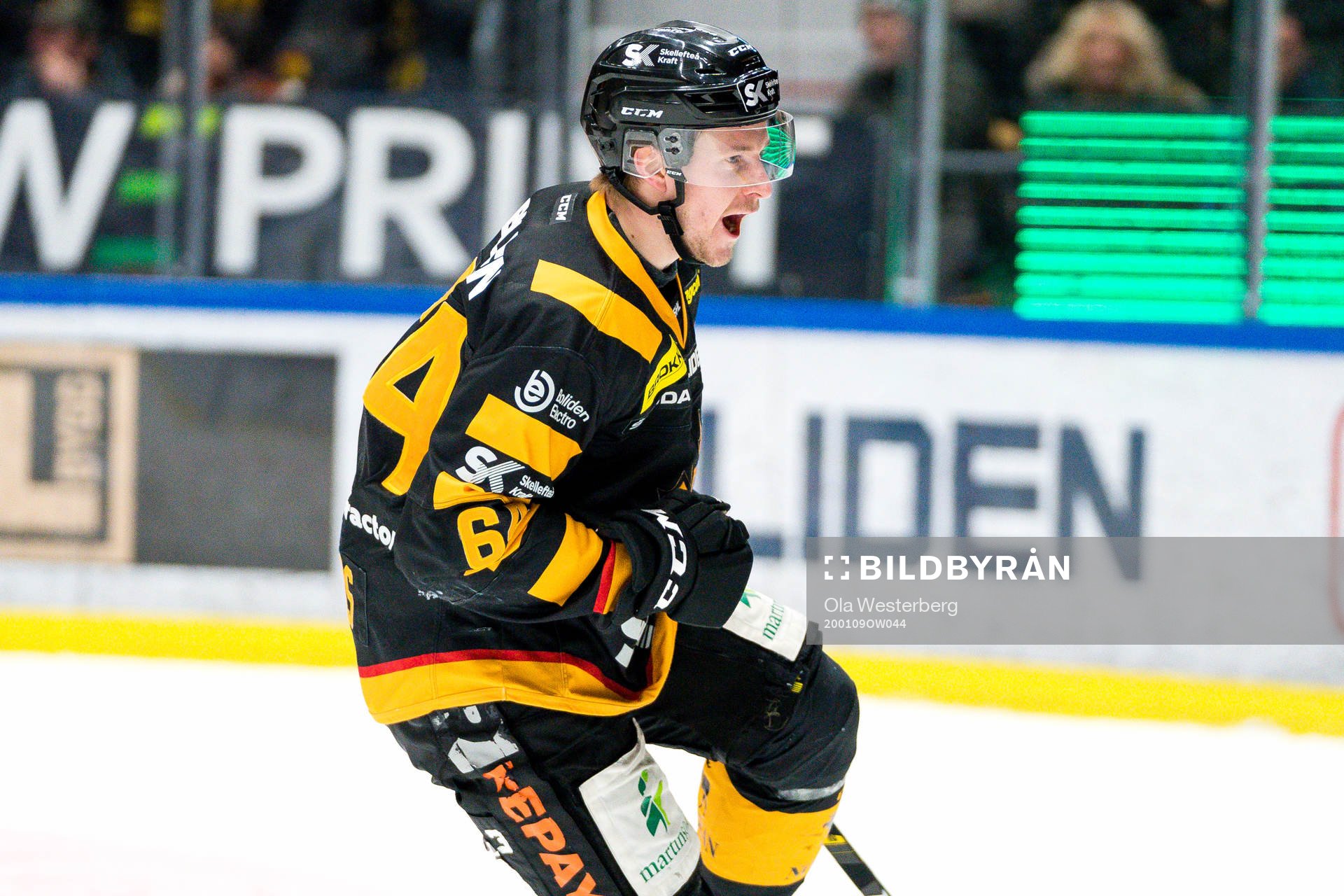 Skellefteås Jonathan Pudas jublar