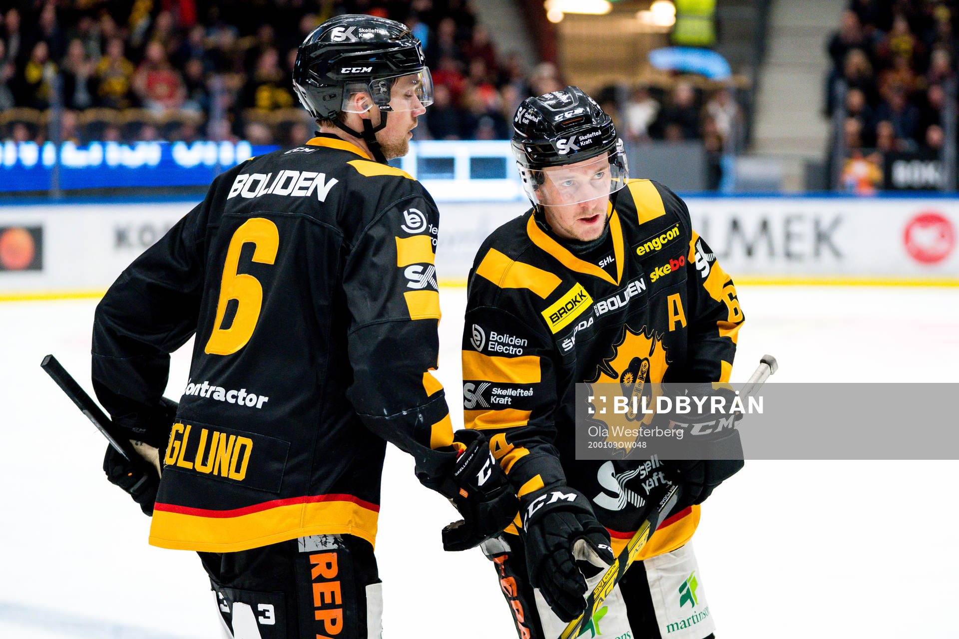 Skellefteås Jonathan Pudas jublar