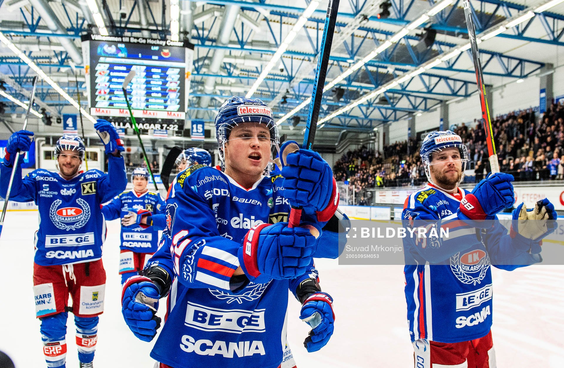 Oskarshamns John Dahlström och Markus Modigs jublar
