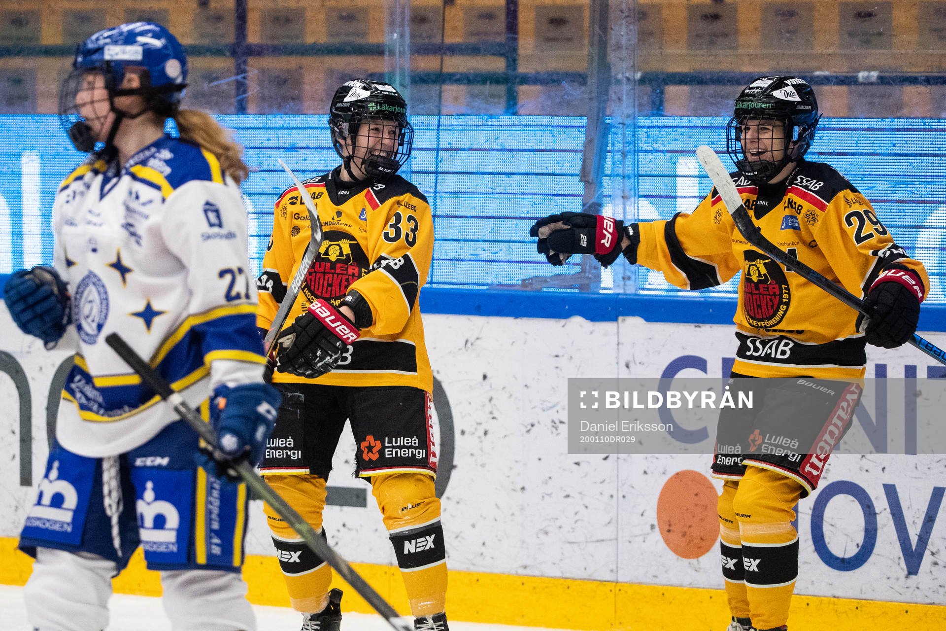 Luleås Michelle Karvinen jublar