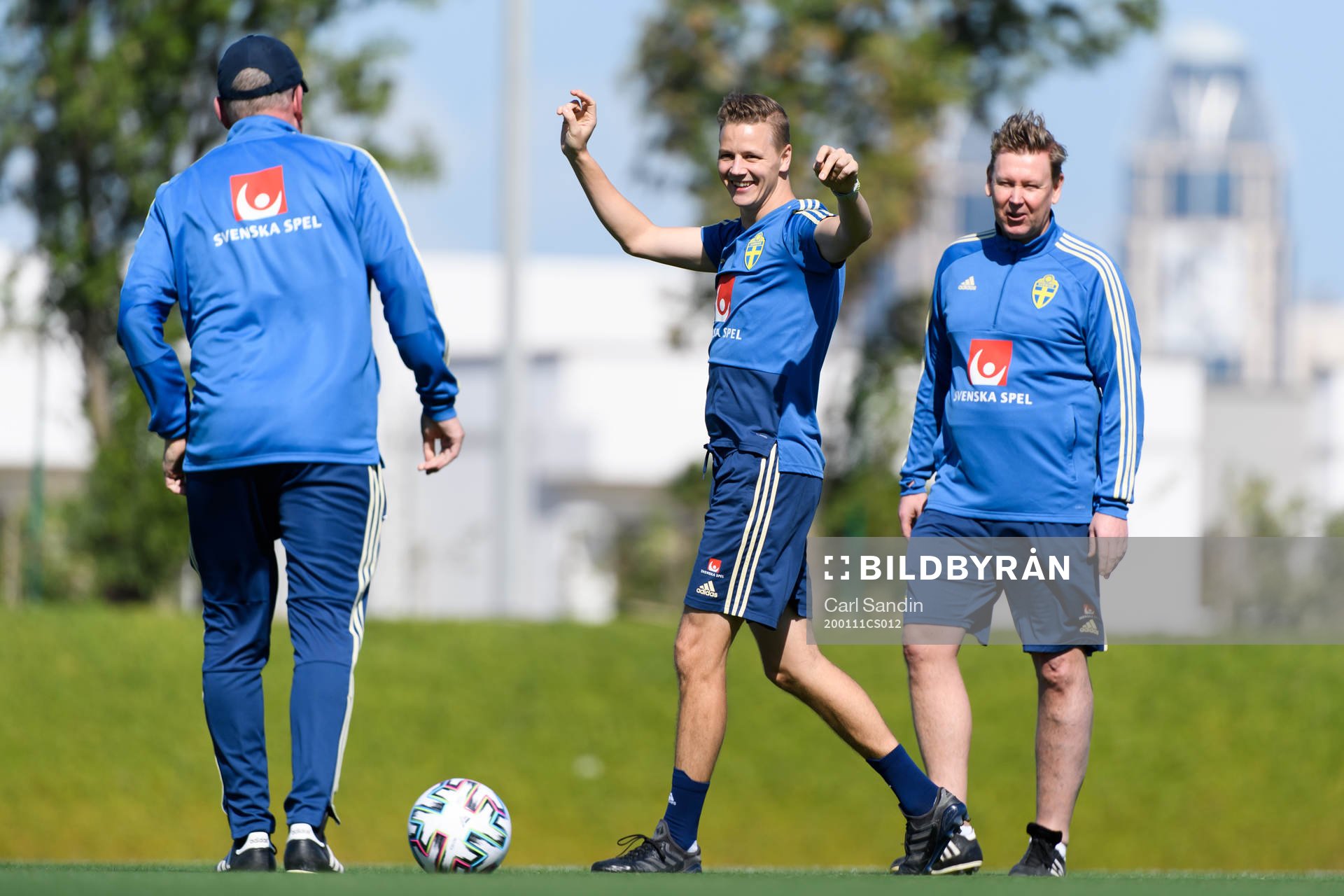 Goalkeeper coach Maths Elfvendal and assistant coach Peter