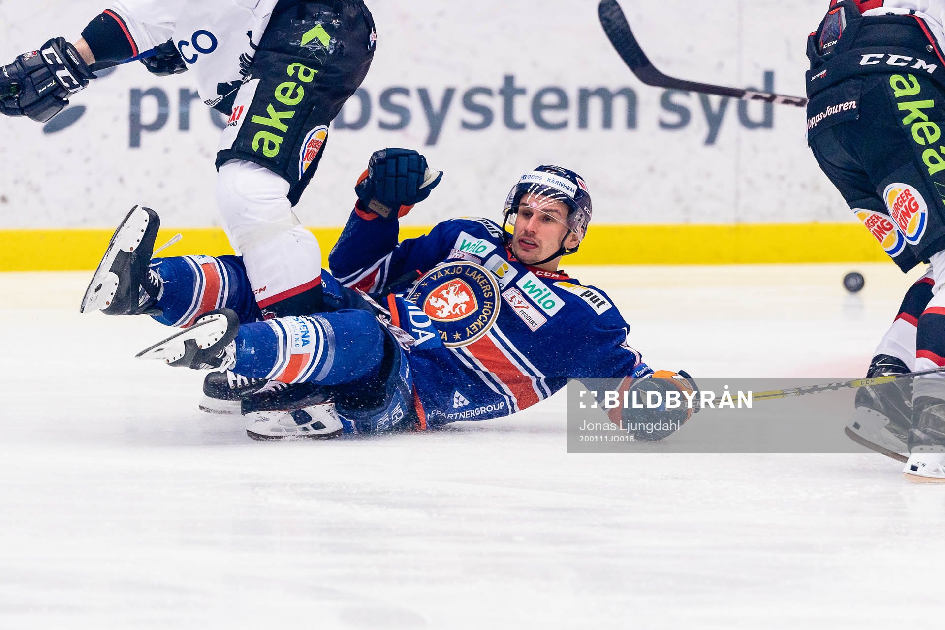 Växjös Casey Bailey faller