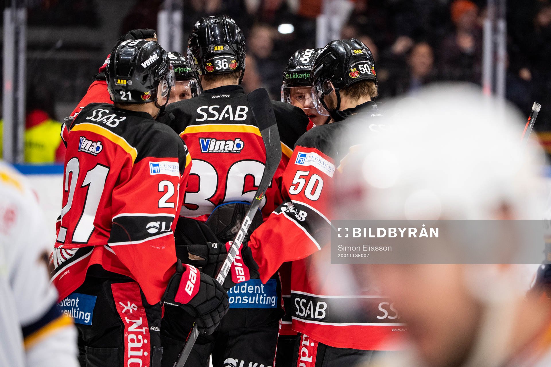 Luleås Emil Larsson jublar