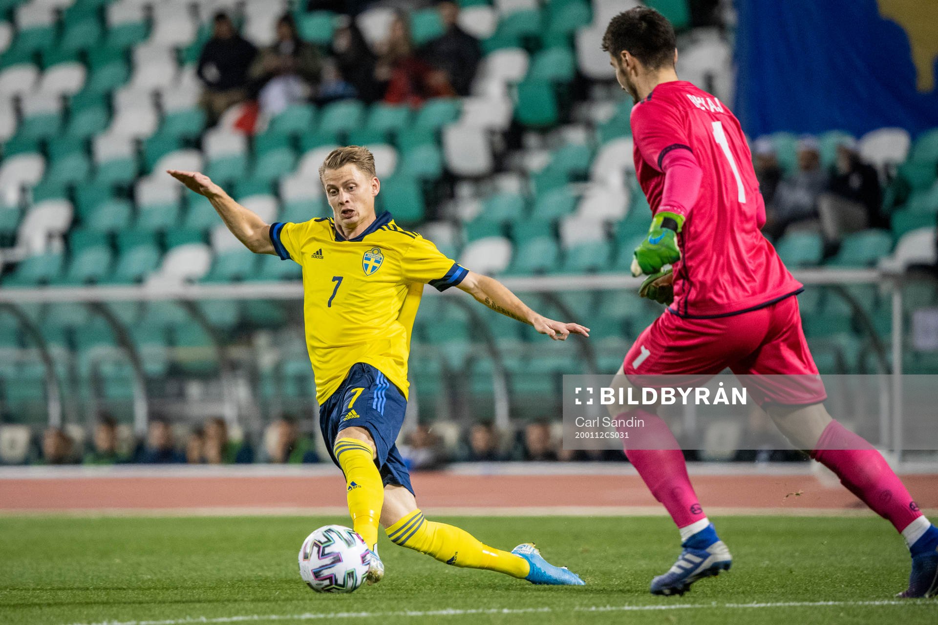 Simon Hedlund of Sweden