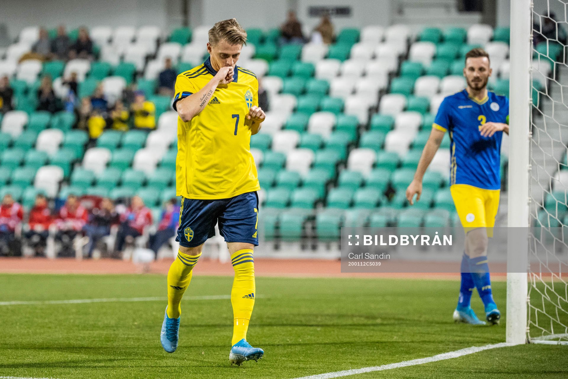 Simon Hedlund of Sweden celebrates
