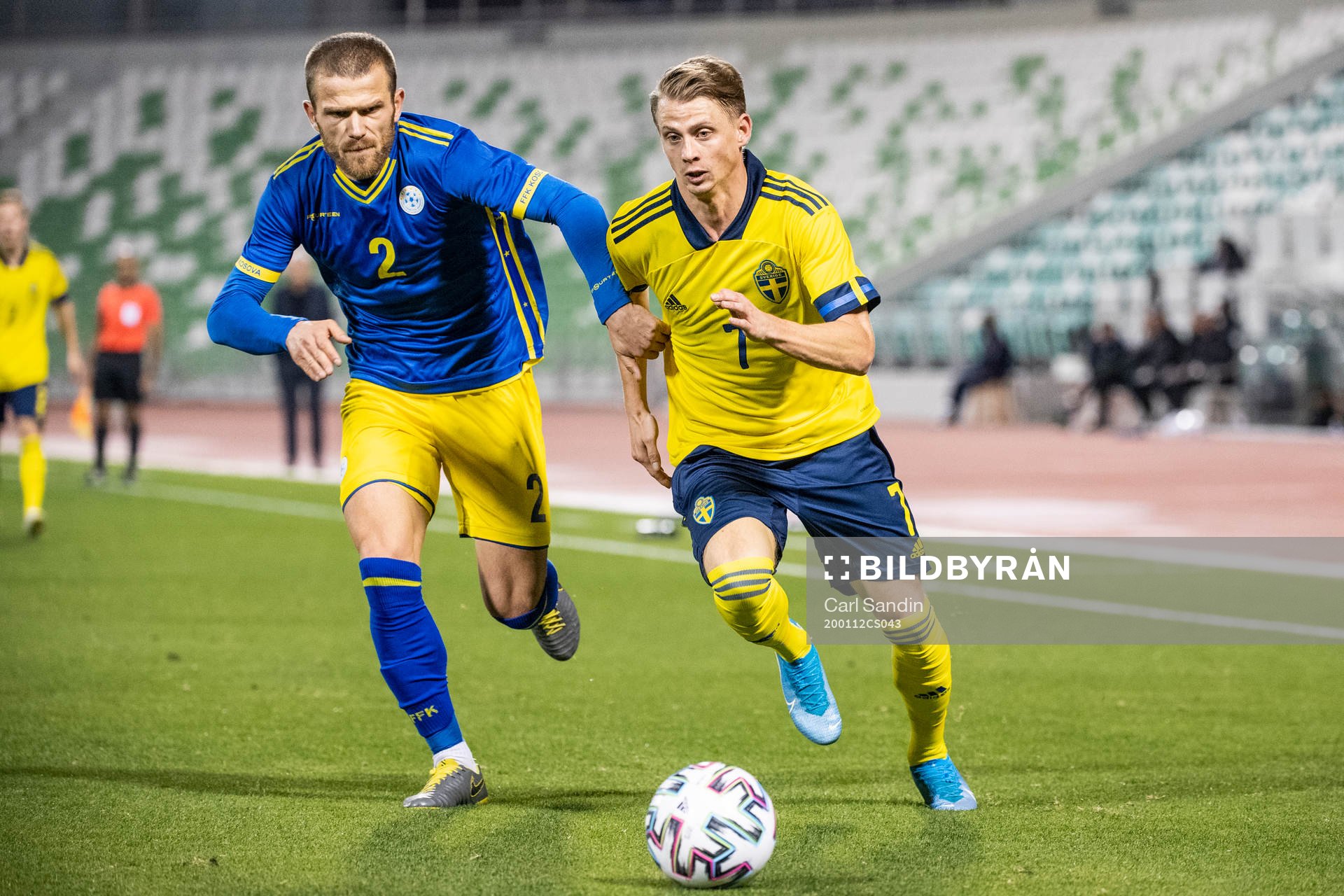 Armend Thaqi of Kosovo and Simon Hedlund of Sweden