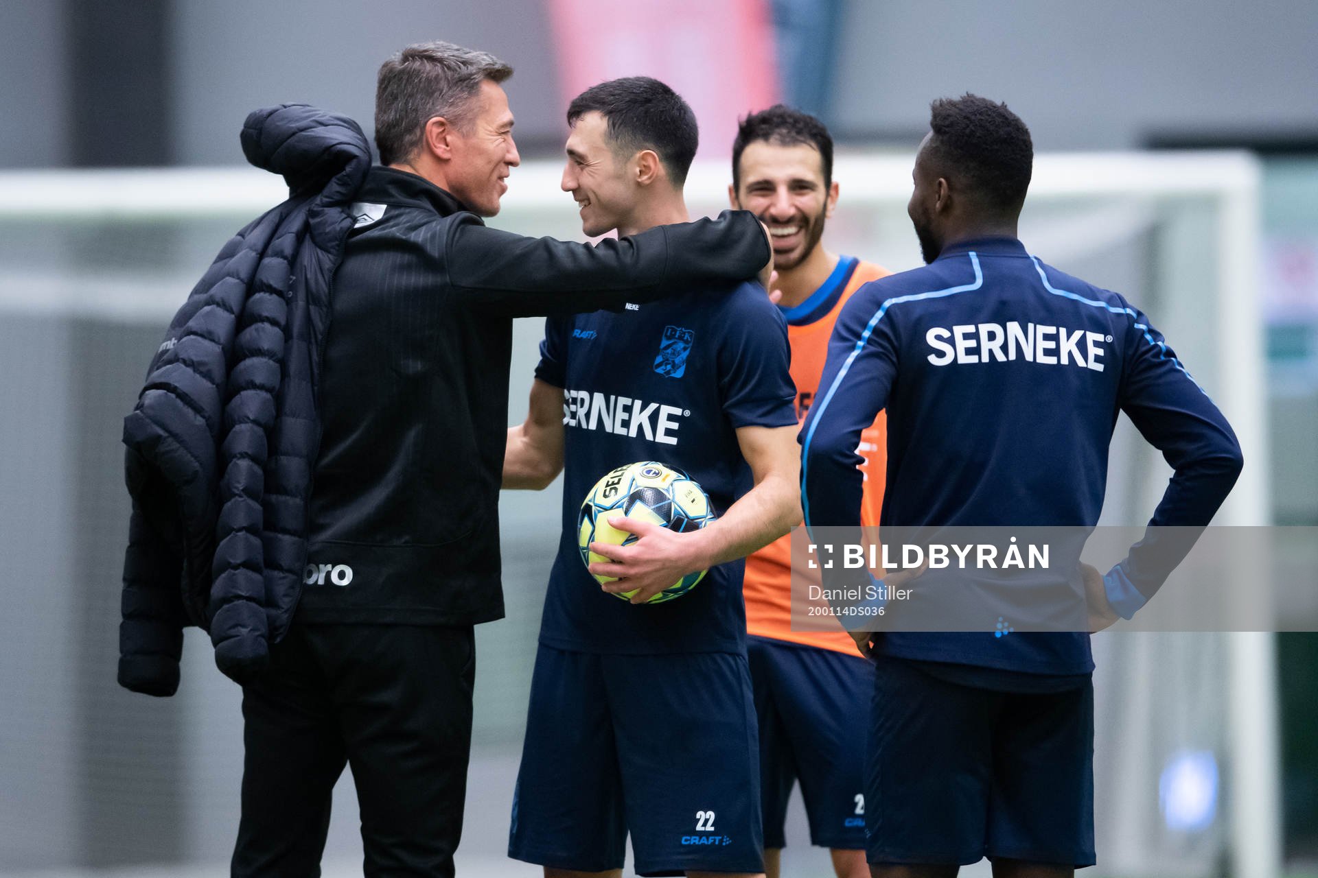 Före detta sportchefen Mats Gren hälsar på Giorgi