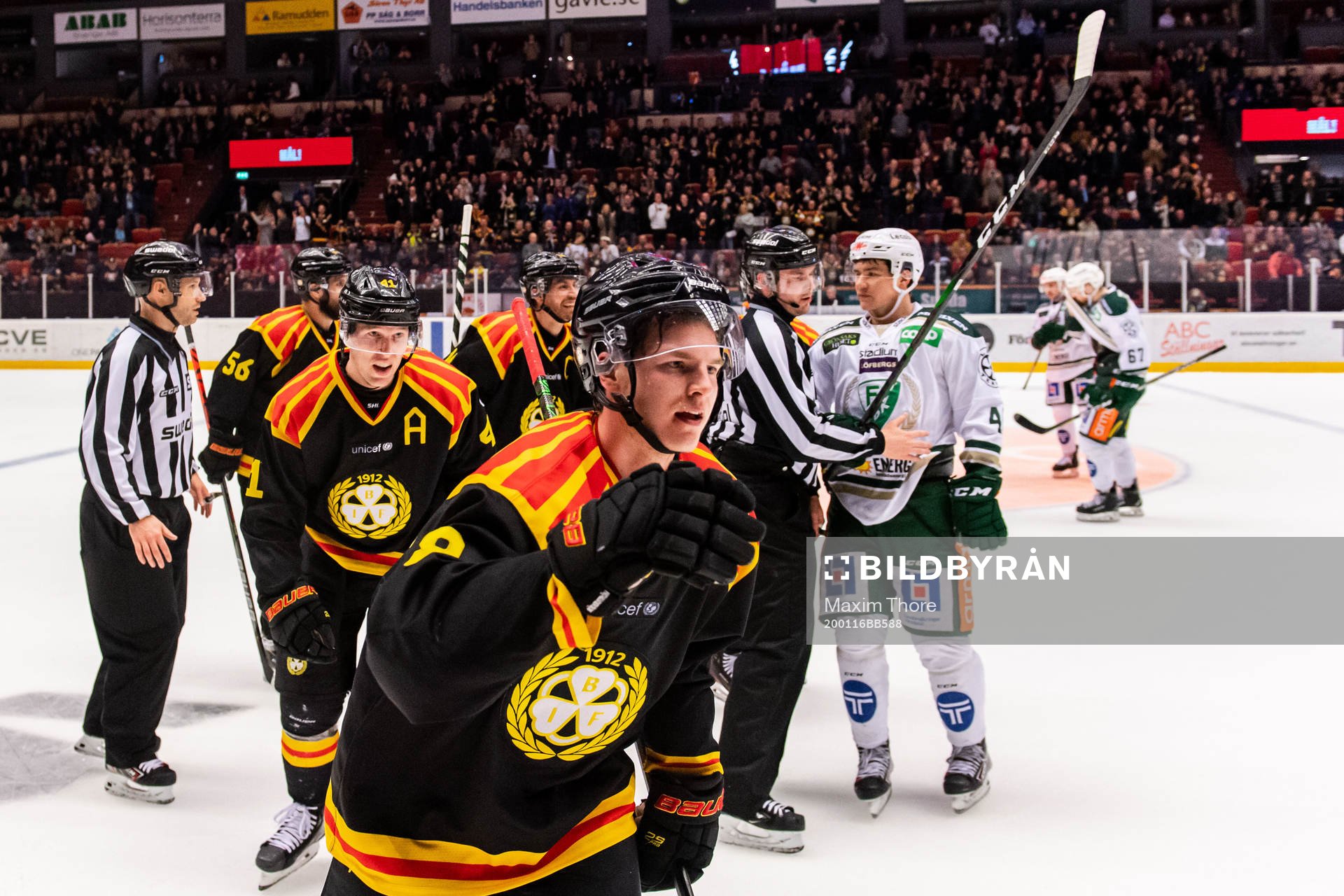 Brynäs Victor Söderström jublar