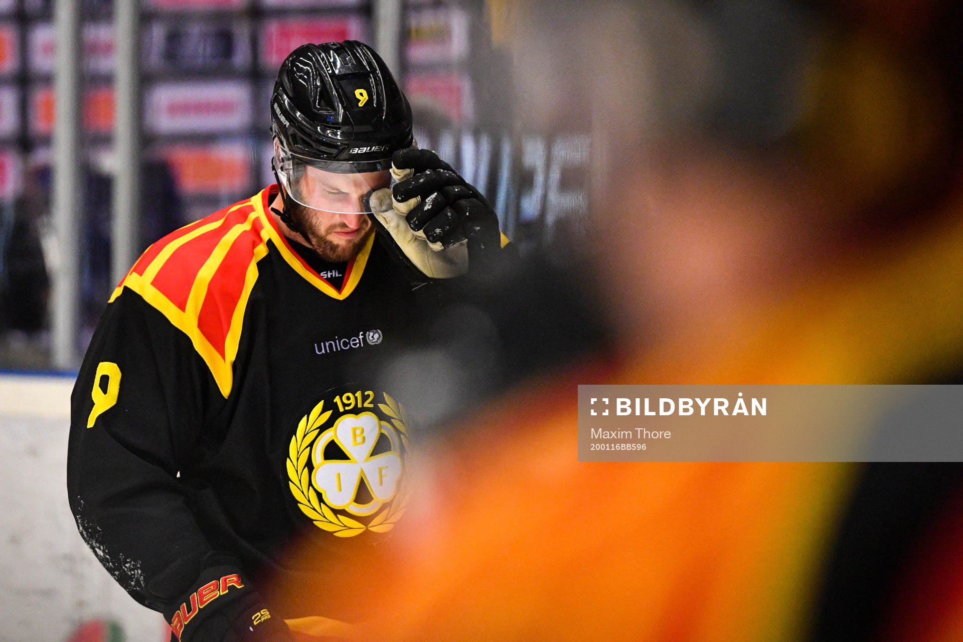 Brynäs Niclas Andersén har ont