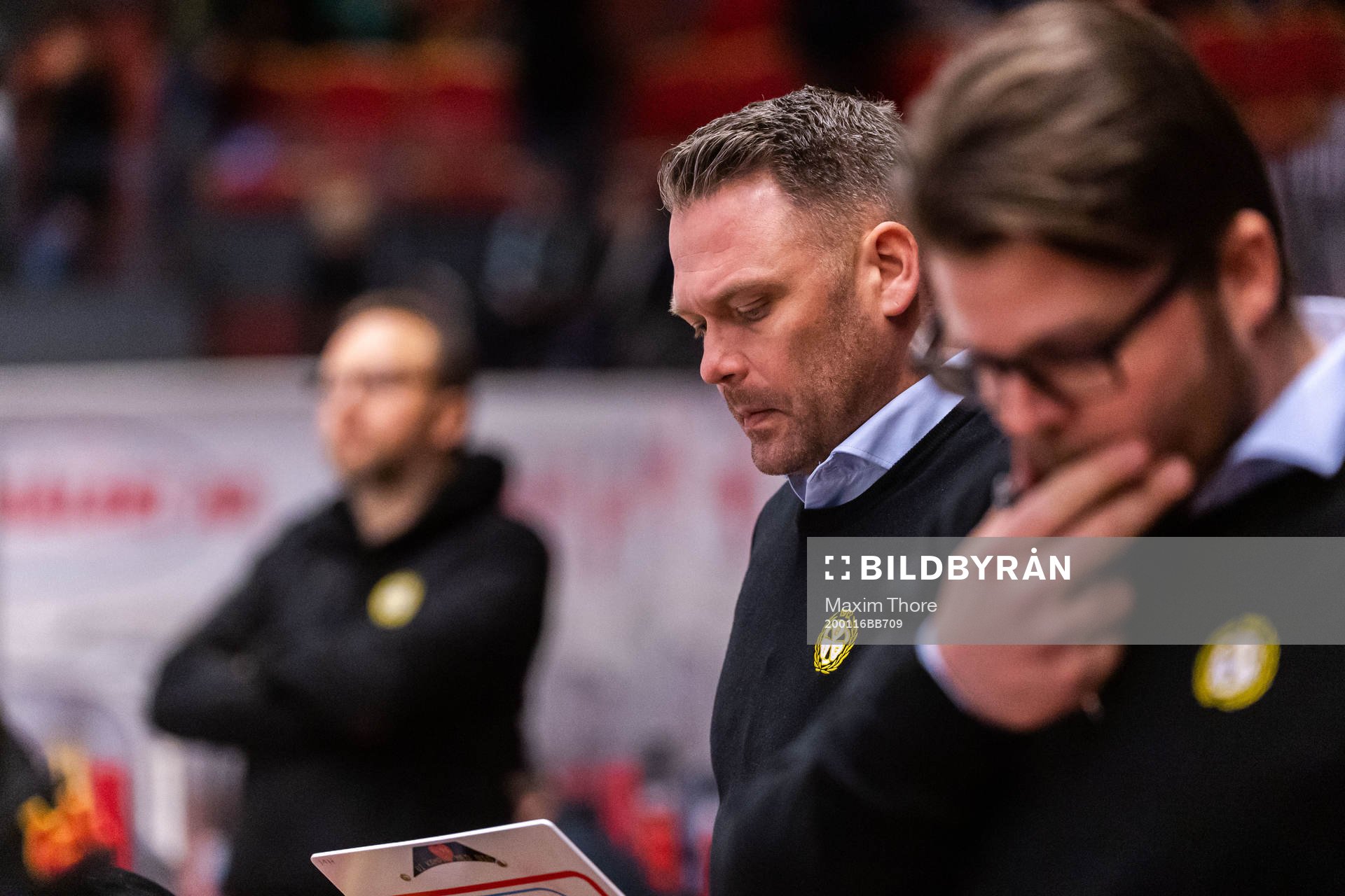 Brynäs assisterande tränare Mikael Holmqvist och tränare