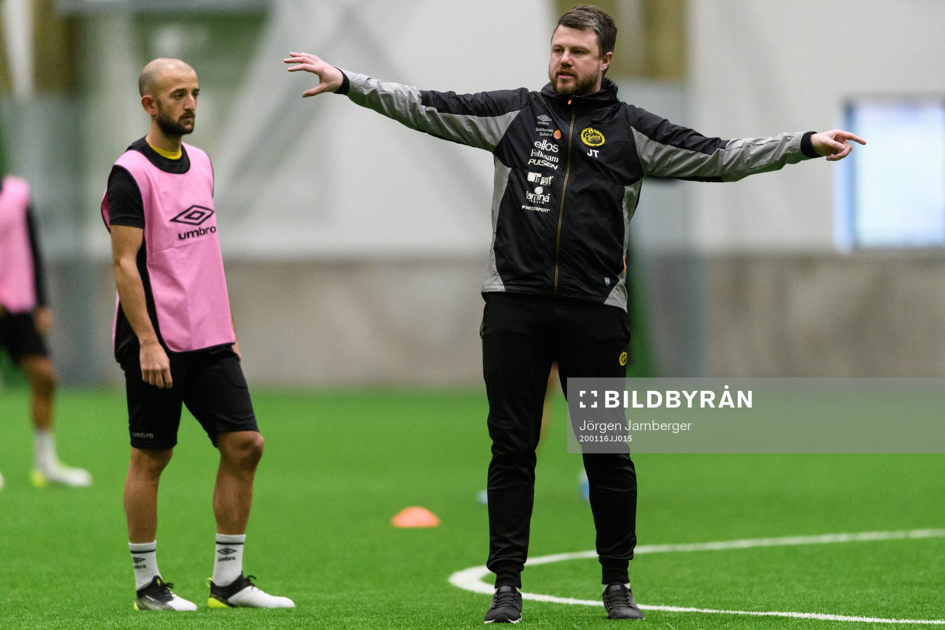Manager Jimmy Thelin och Robert Gojani