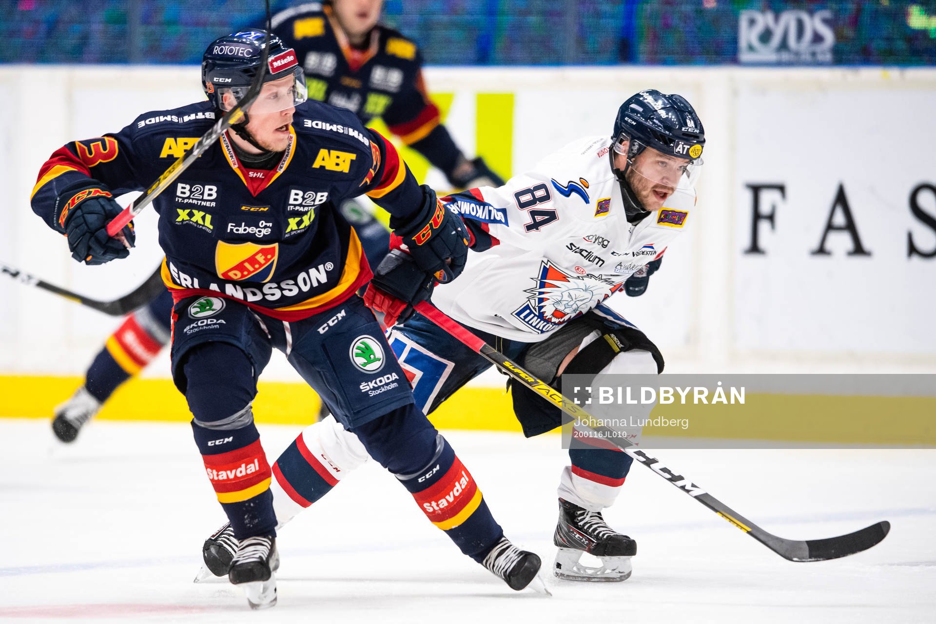Djurgårdens Kalle Östman och Linköpings Jimmy Andersson