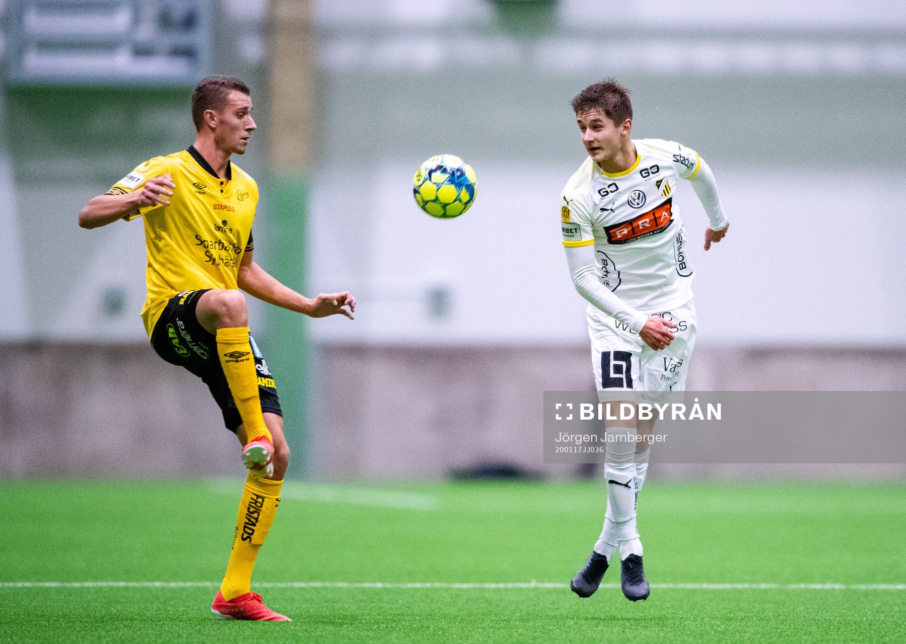 Häckens Leo Bengtsson och Elfsborgs Christopher McVey