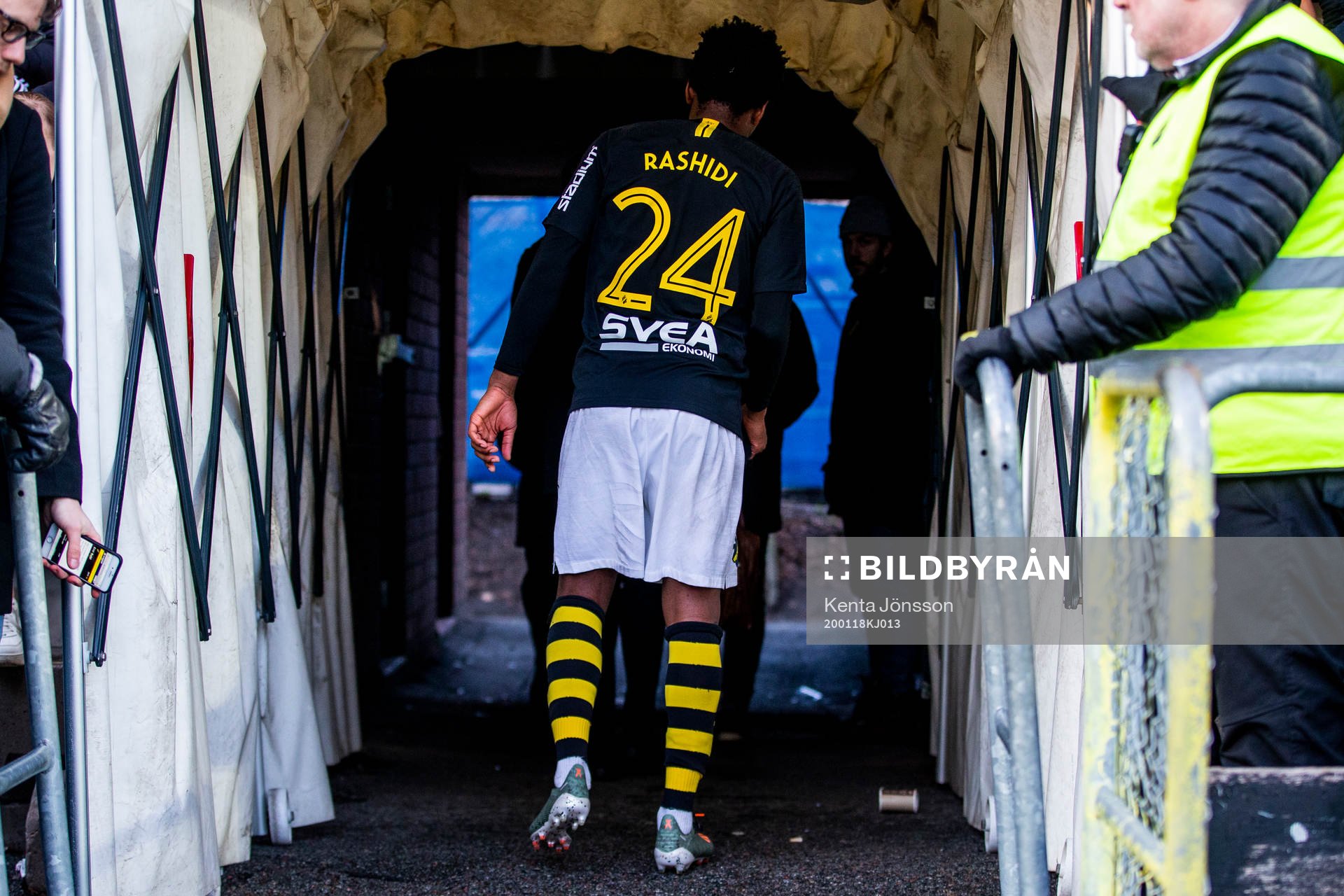 s Heradi Rashidi kliver av skadad