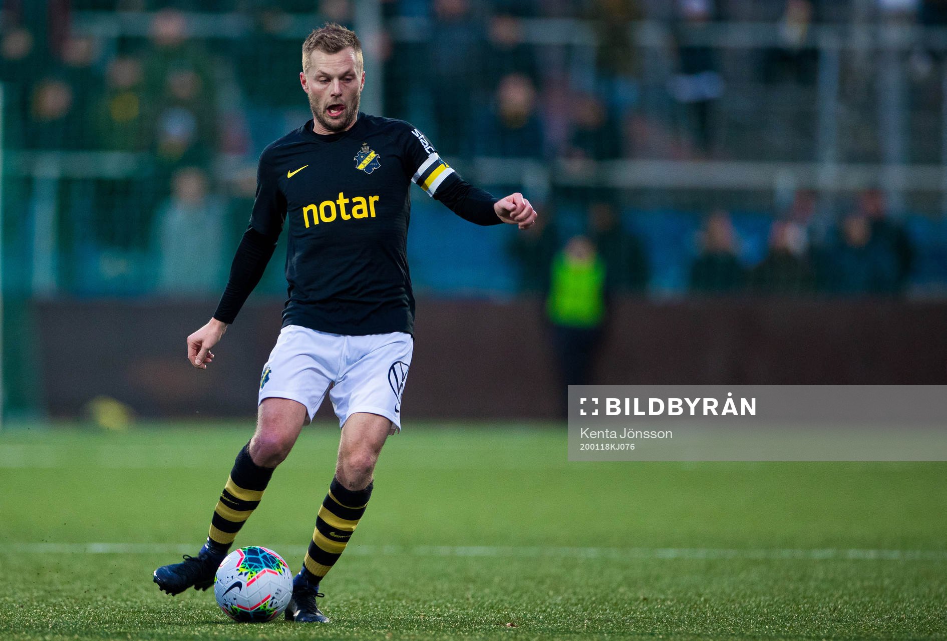 s Sebastian Larsson