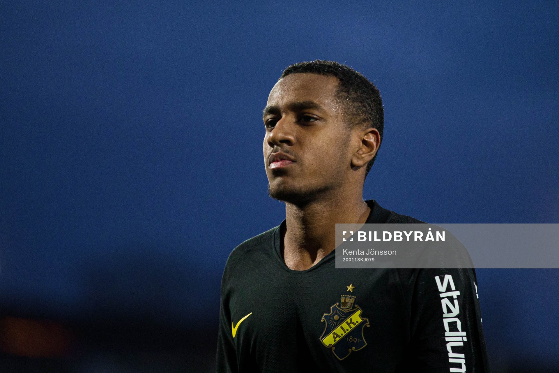 s Noah Tesfai