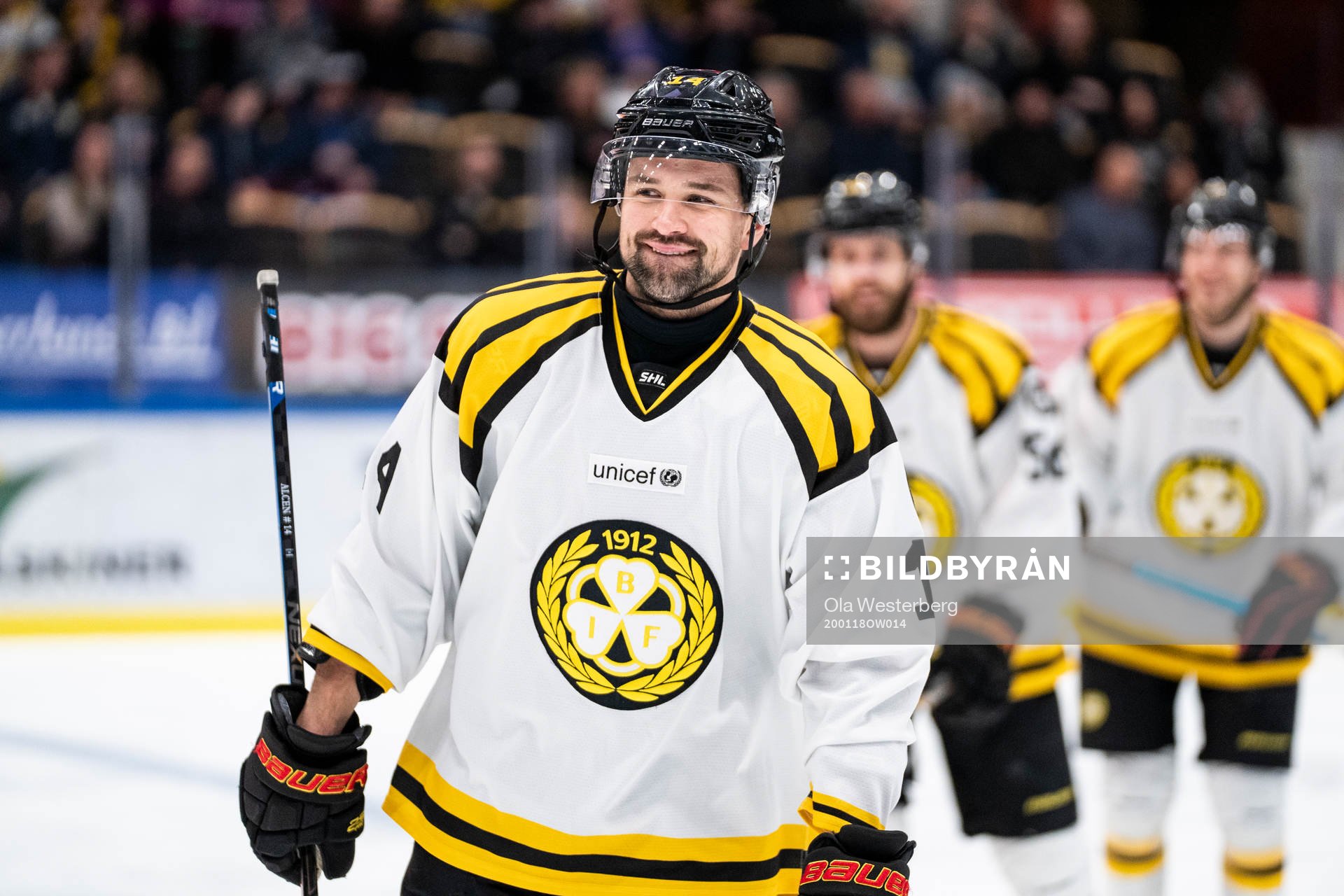 Brynäs Johan Alcén jublar