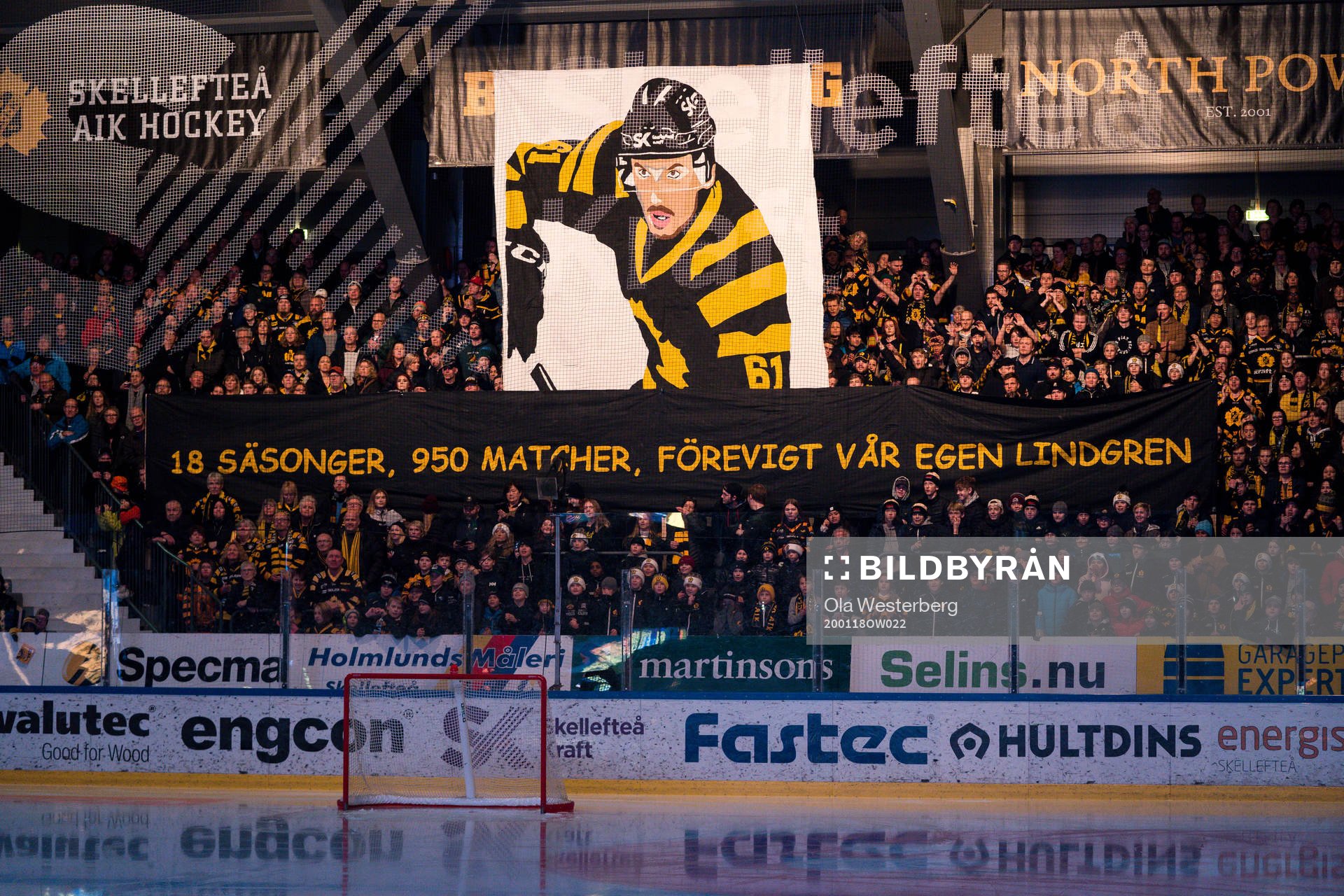 Skellefteå fans tifo för Fredrik Lindgren som