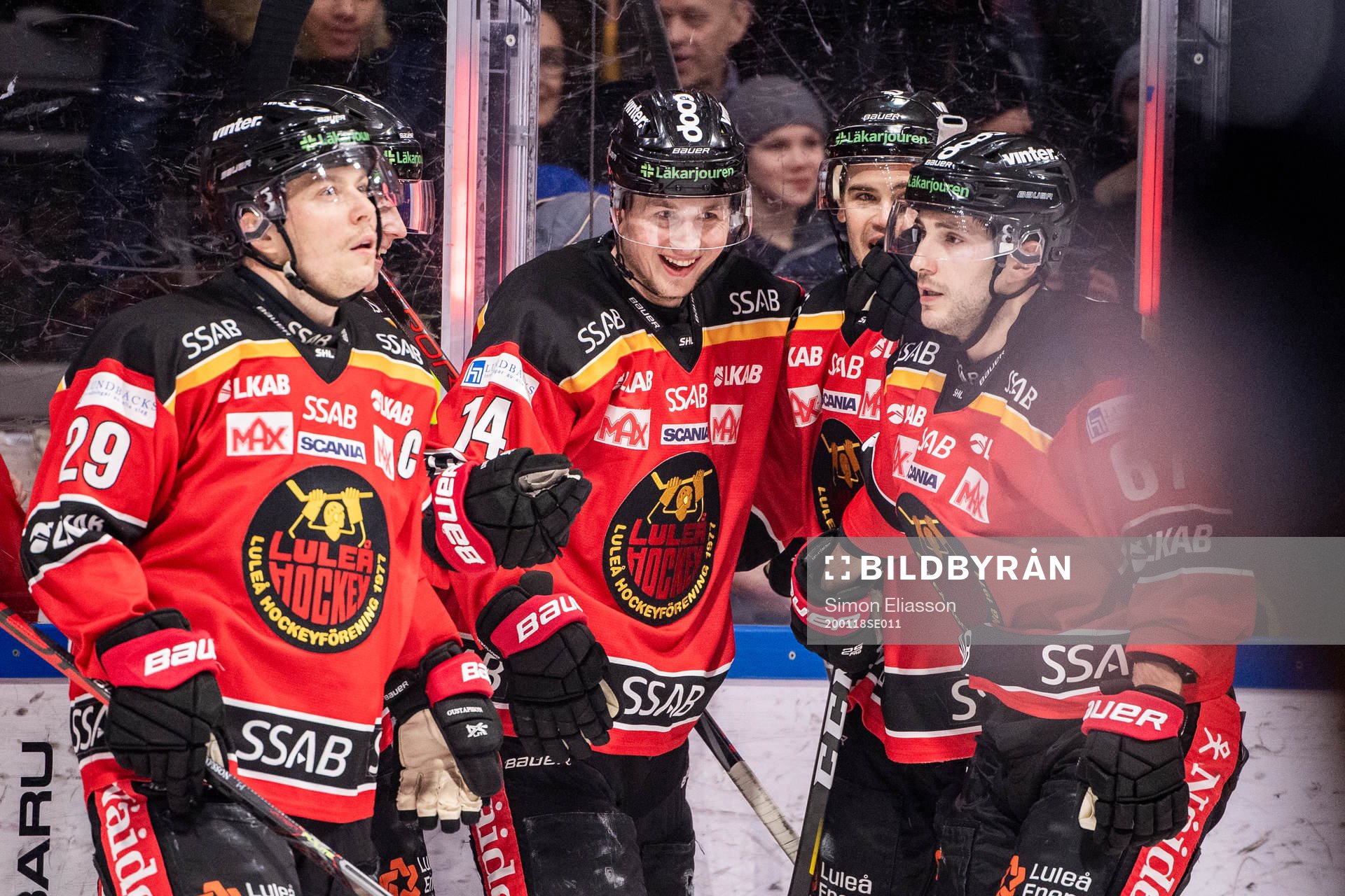Luleås Jonas Berglund (m) jublar