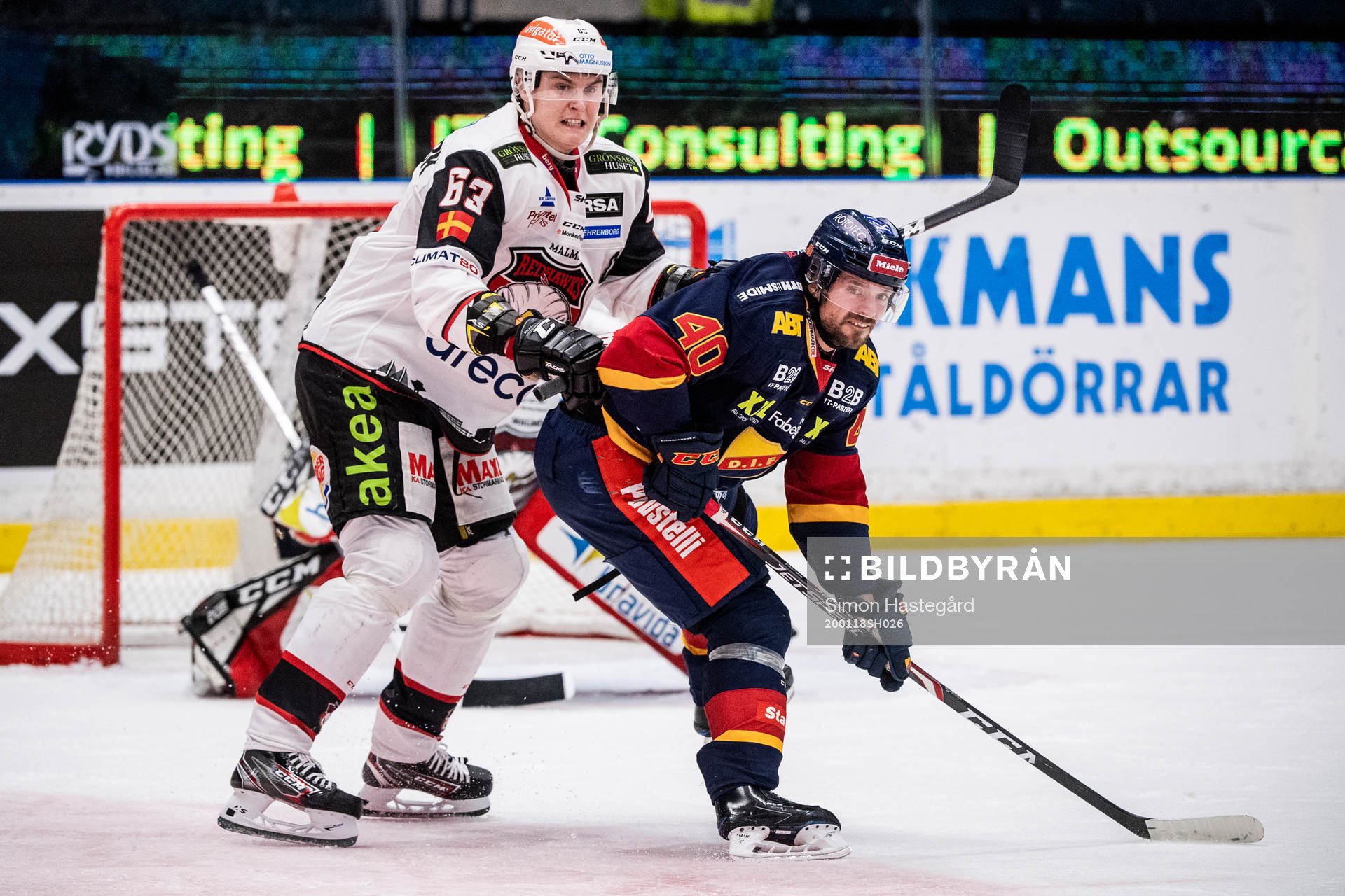 Malmö Redhawks Fredrik Händemark och Djurgårdens Jacob