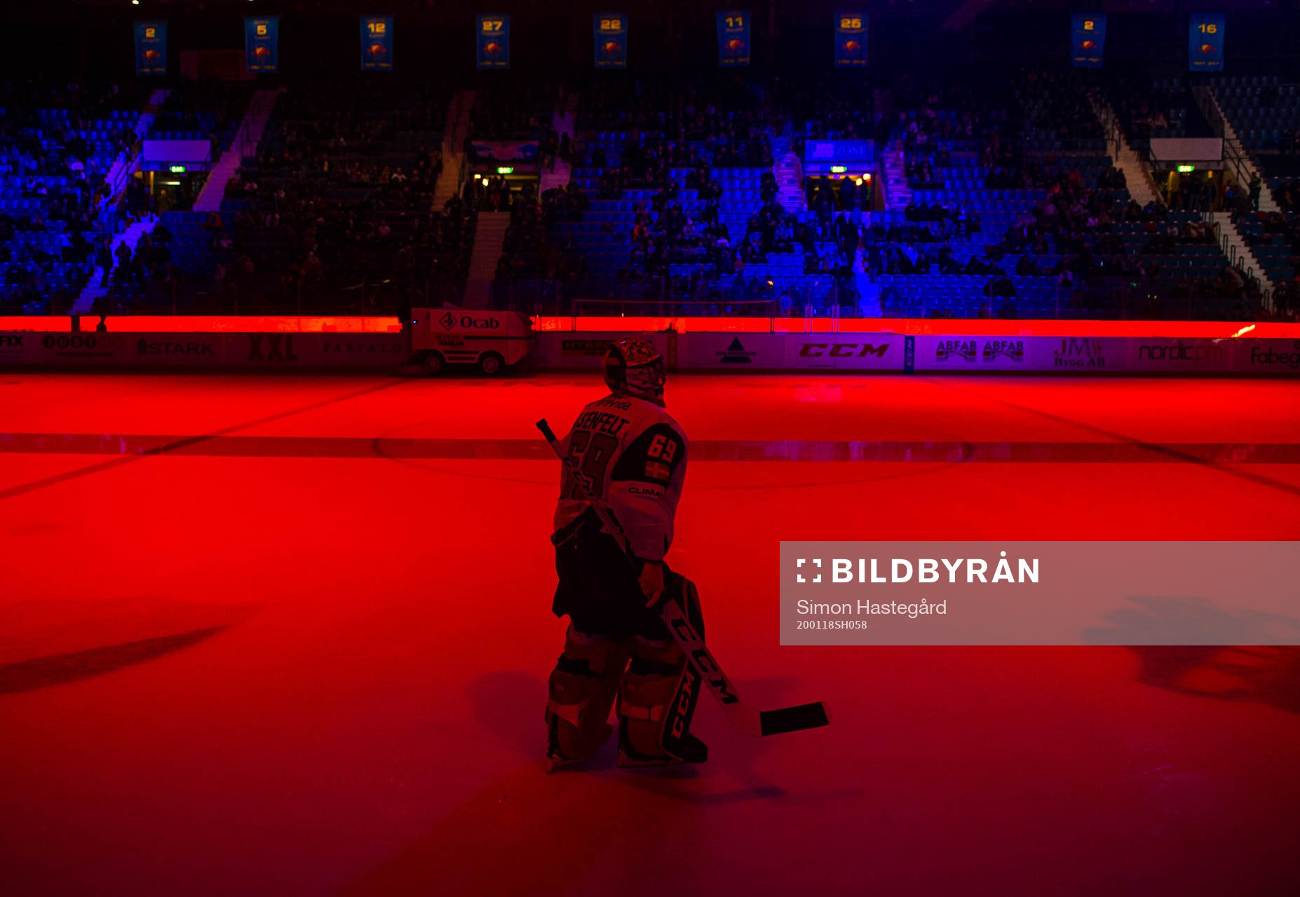 Malmö Redhawks målvakt Oscar Alsenfelt lämnar isen