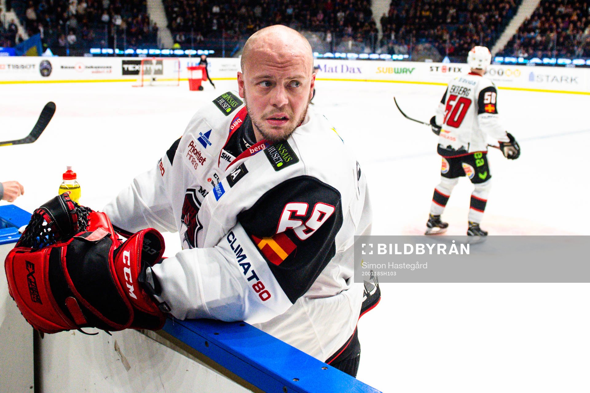 Malmö Redhawks målvakt Oscar Alsenfelt har ont