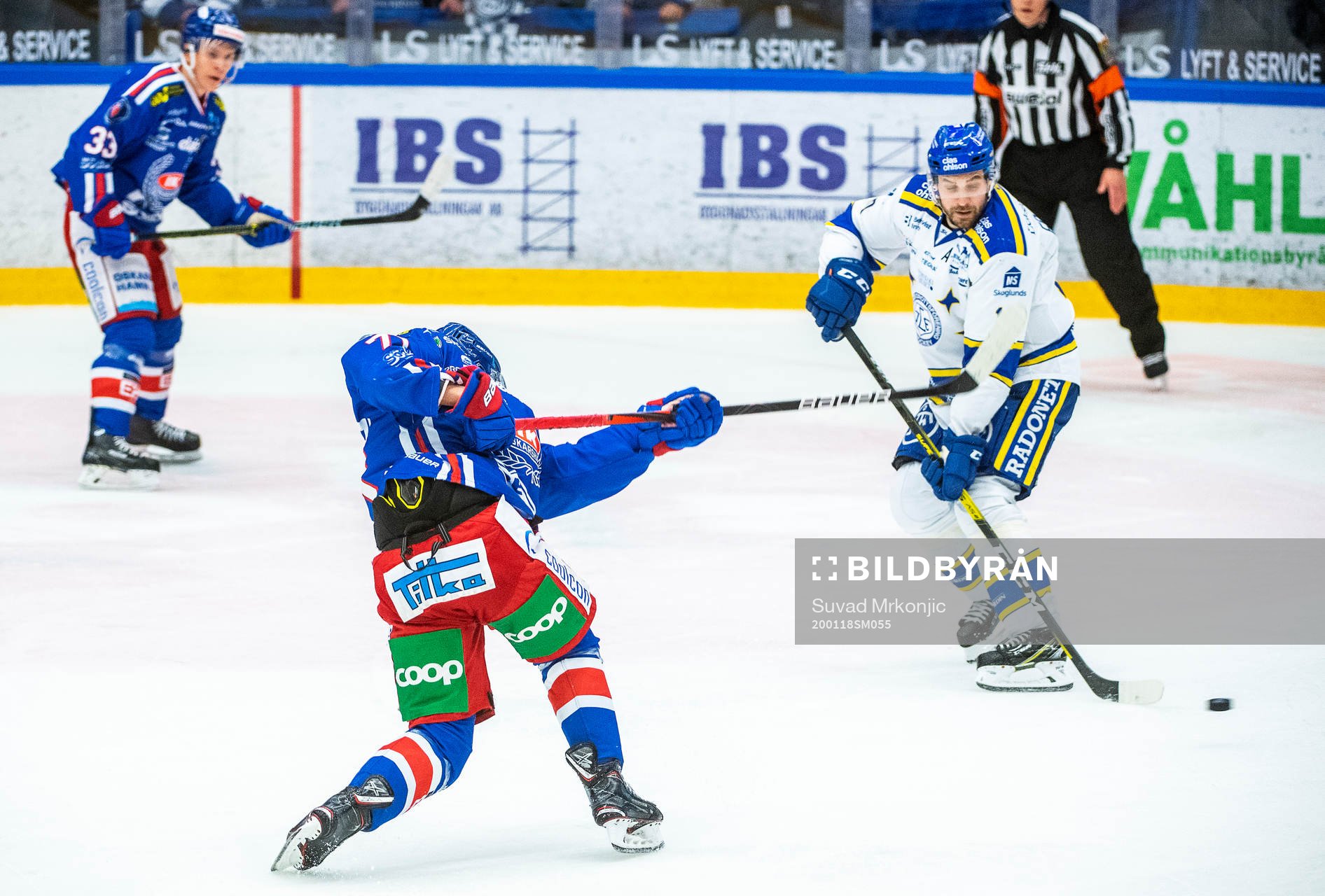 Oskarshamns Filip Sveningsson skjuter in 2-0